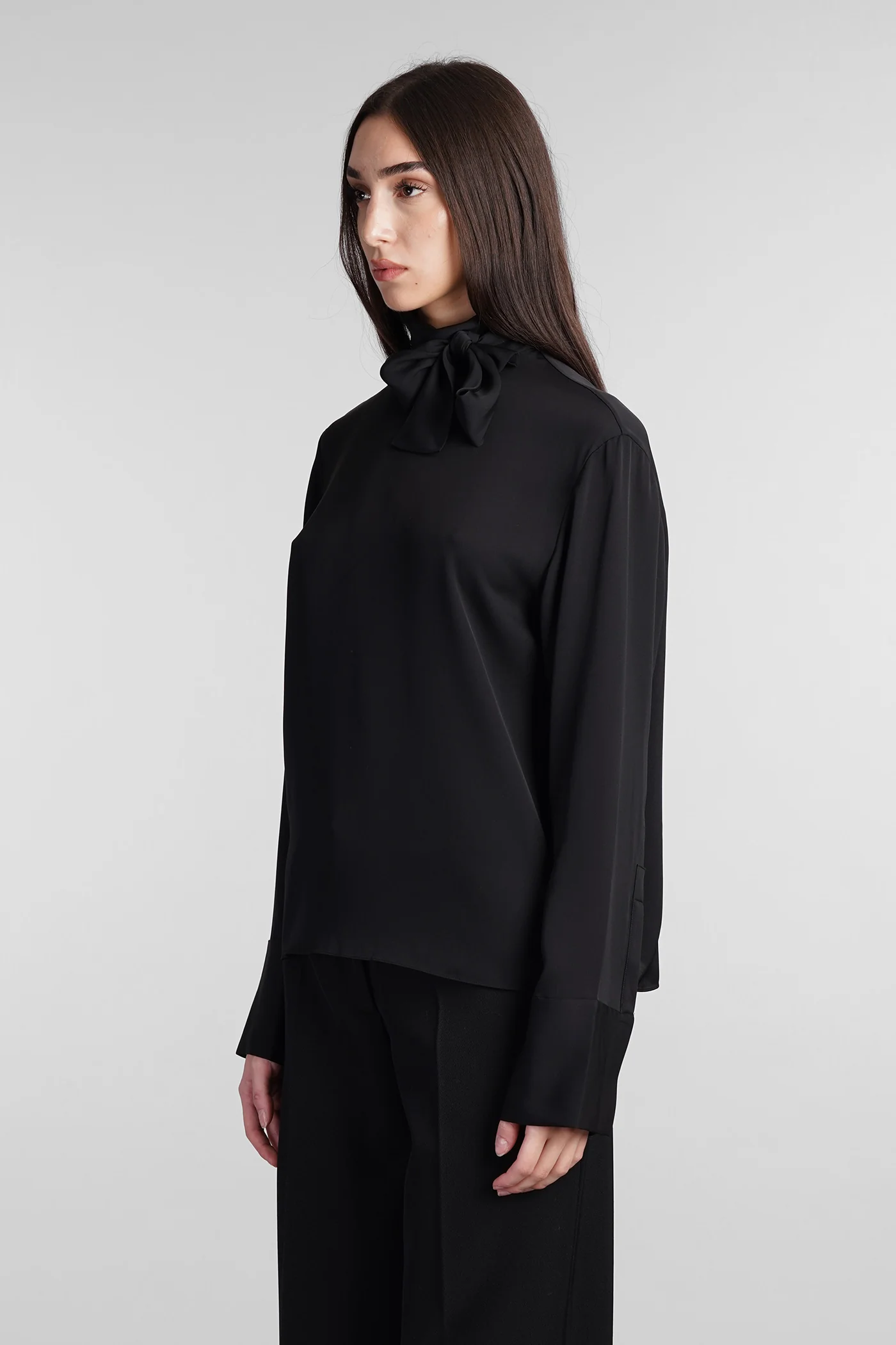 Blouse in black silk - Image 4