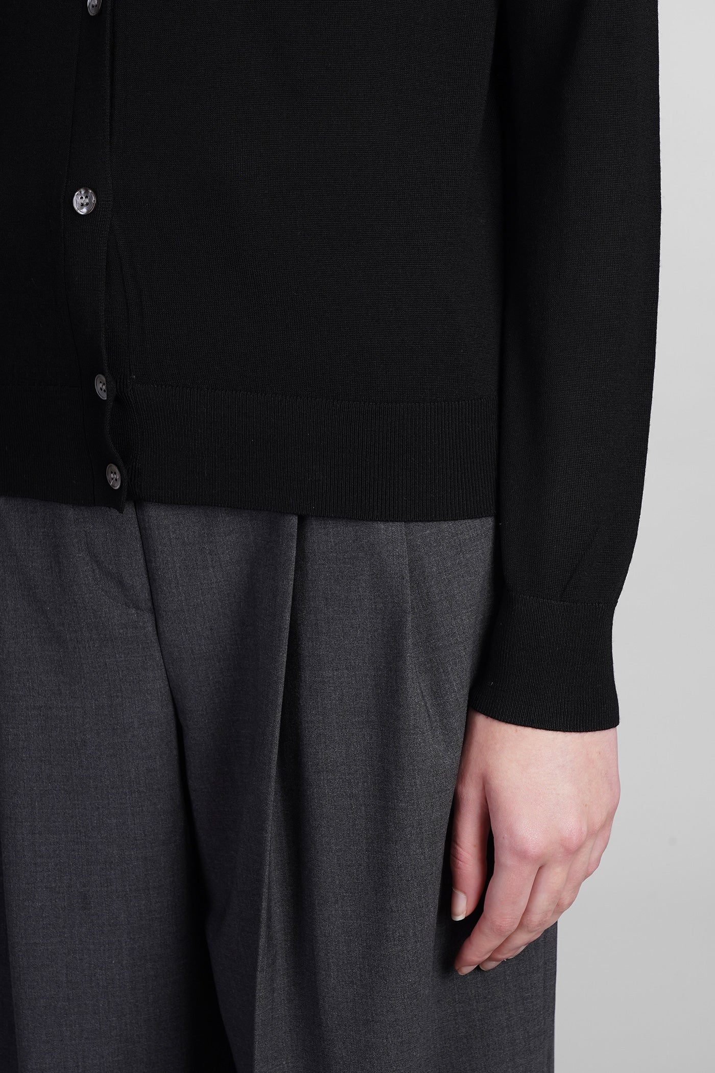 Cardigan in black wool - Image 5