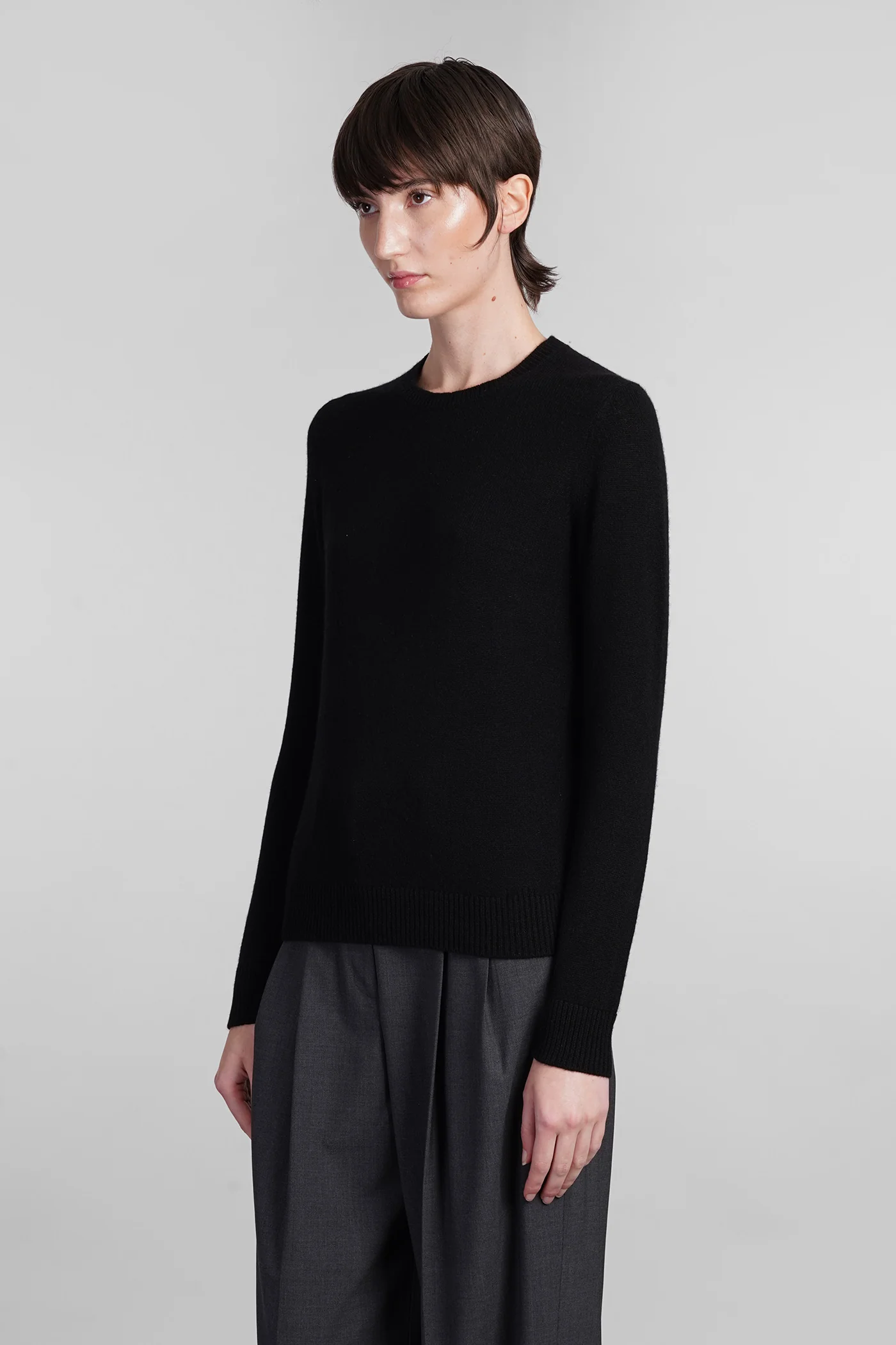 Knitwear in black cashmere - Image 4