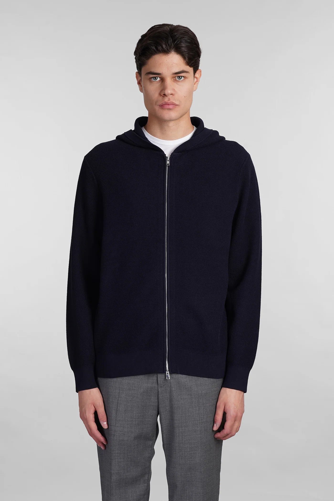 Knitwear in blue cotton