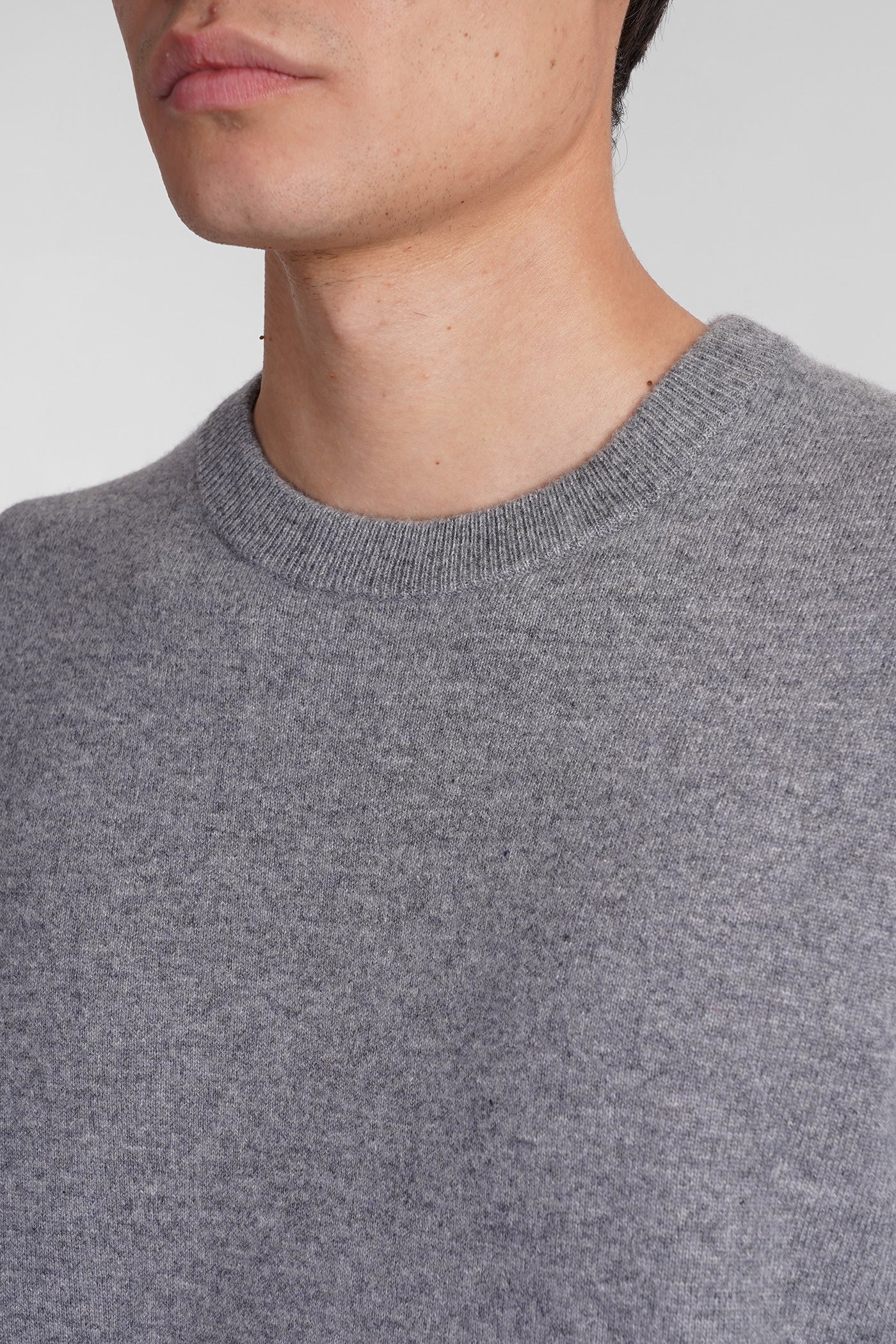 Knitwear in grey cashmere - Image 4