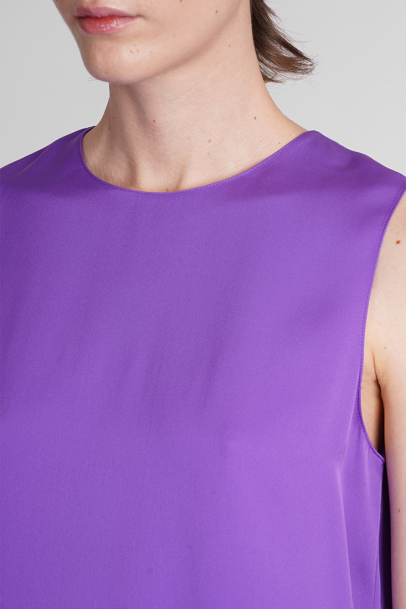 Topwear in Viola silk - Image 5