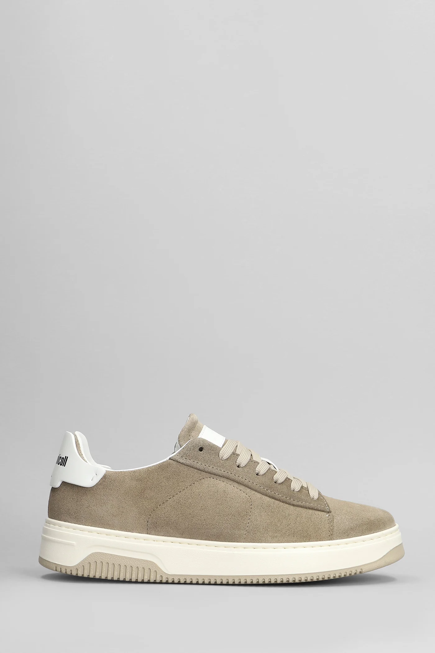 Sneakers in taupe suede