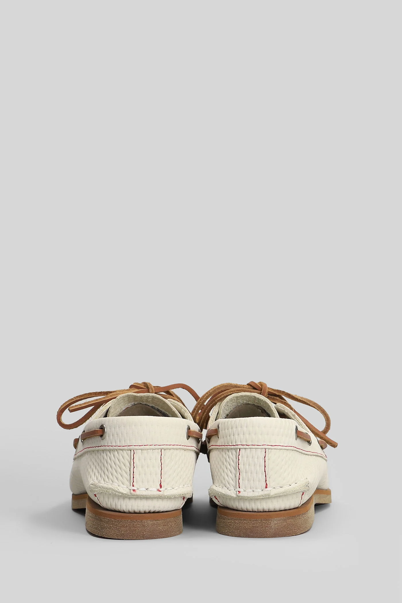 Classic Boat Lace up shoes in beige nubuck - Image 4