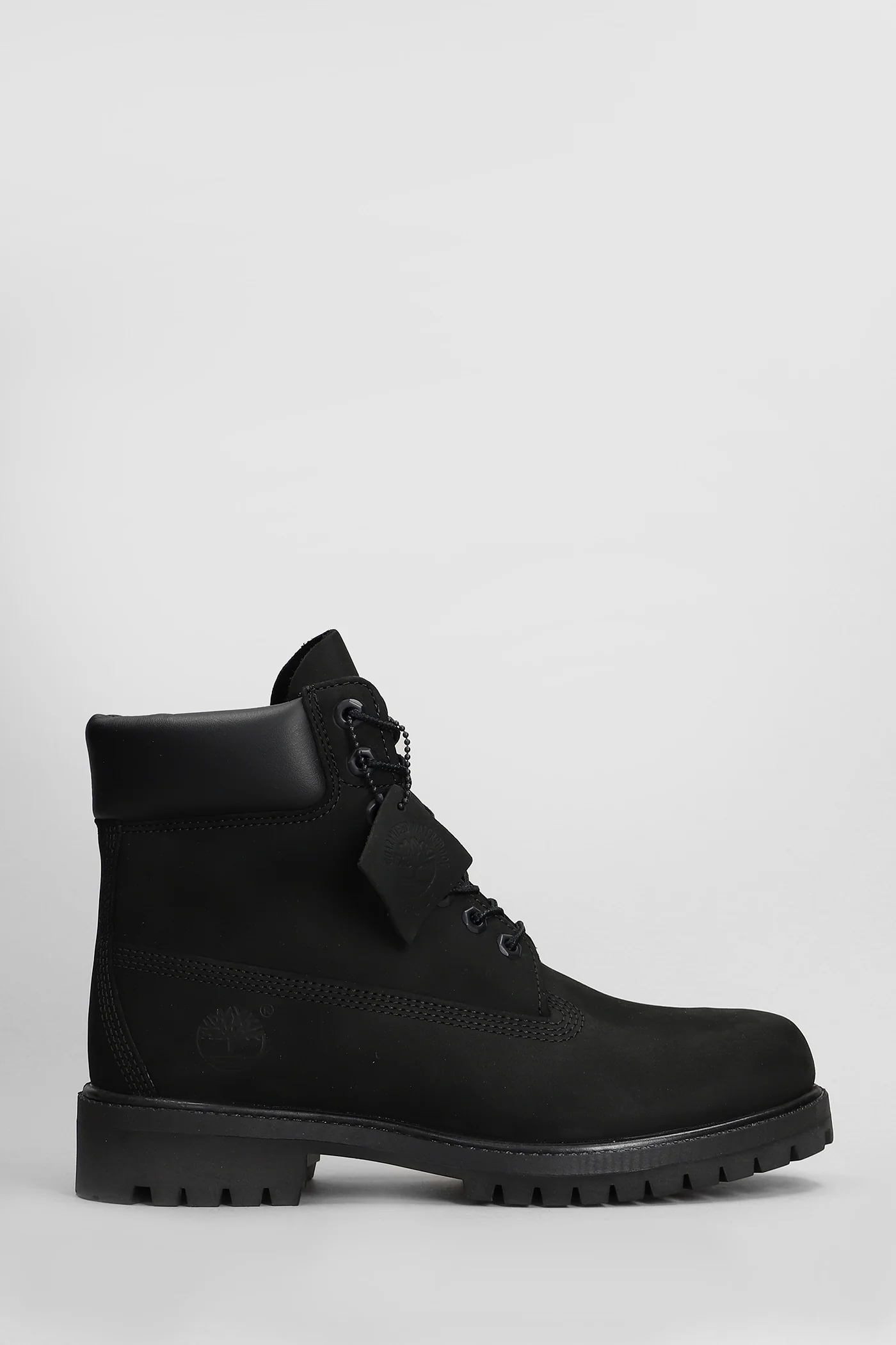 Premium 6 In Lace Combat boots in black nubuck