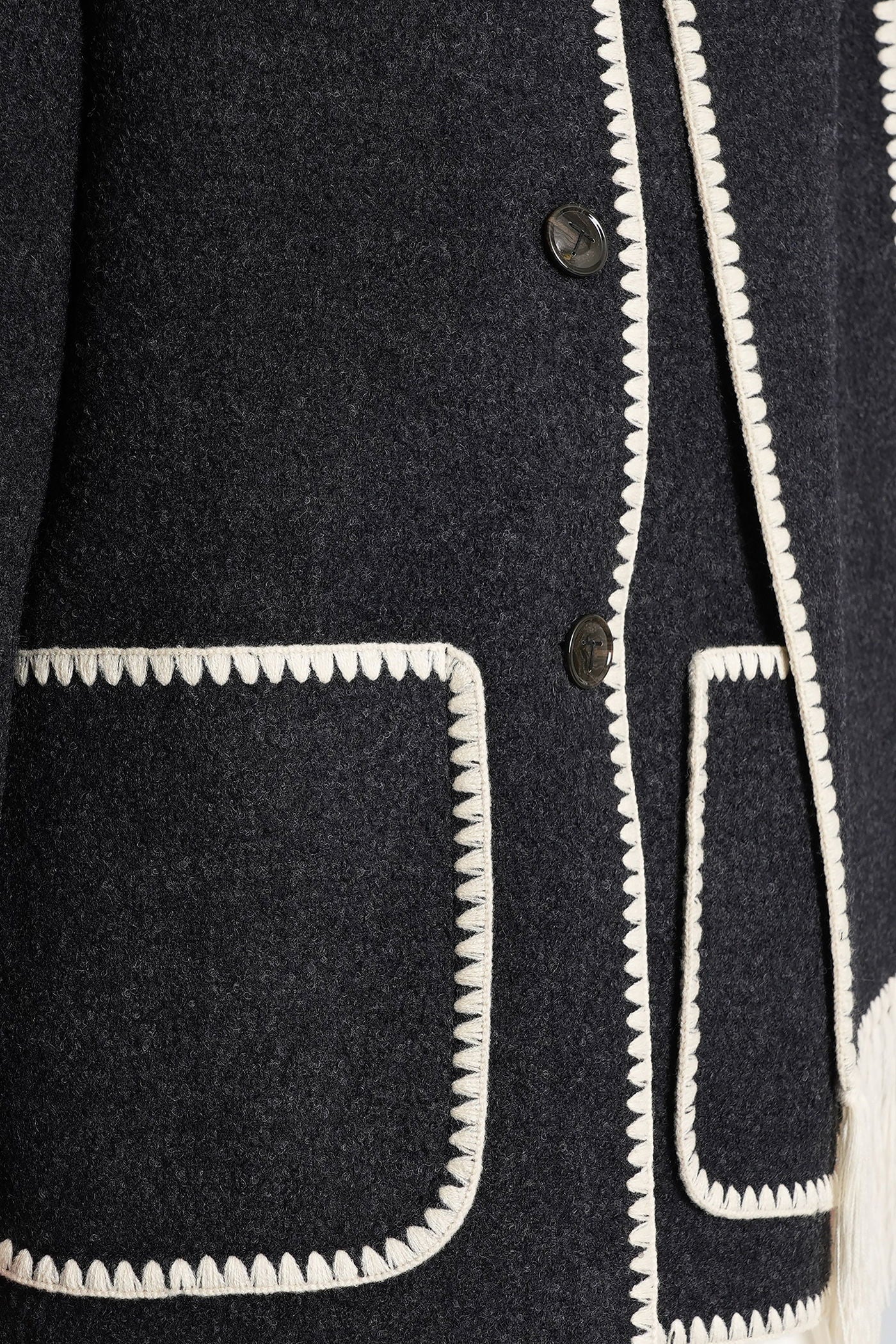 in grey wool - Image 5