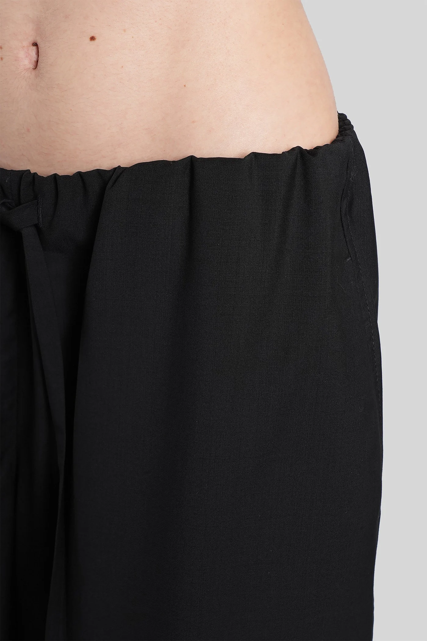 Pants in black wool - Image 5