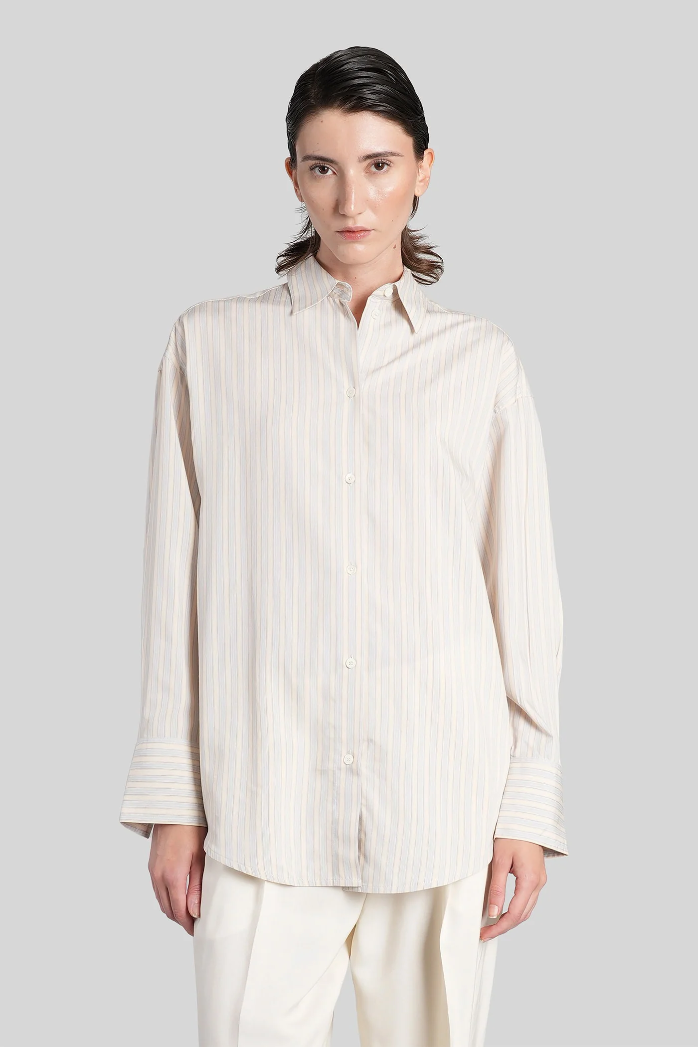 Shirt in beige viscose