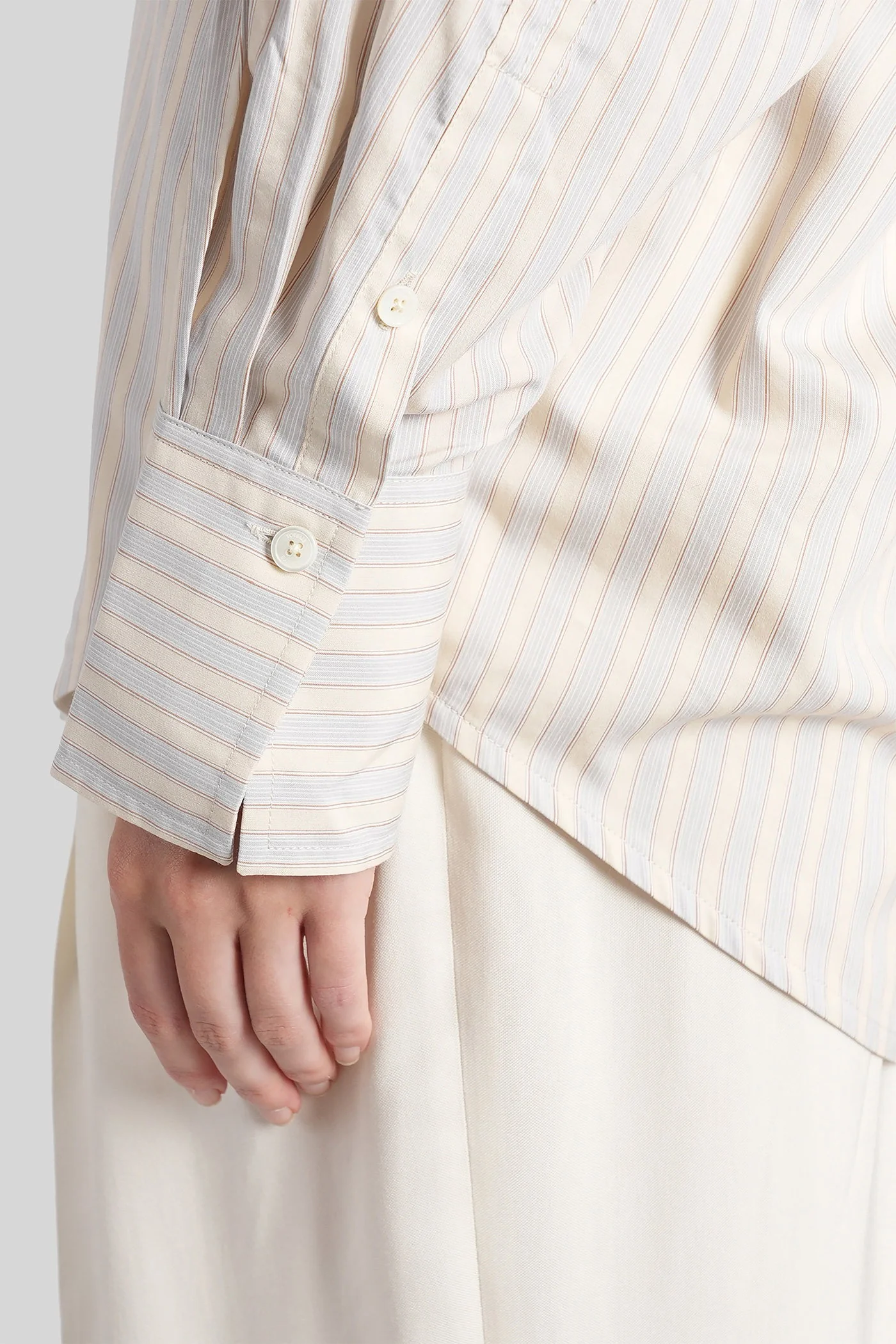 Shirt in beige viscose - Image 5