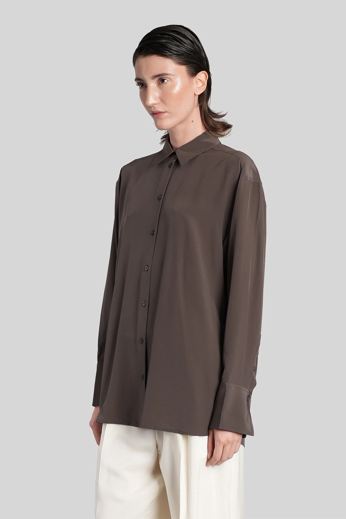 Shirt in brown silk - Image 4