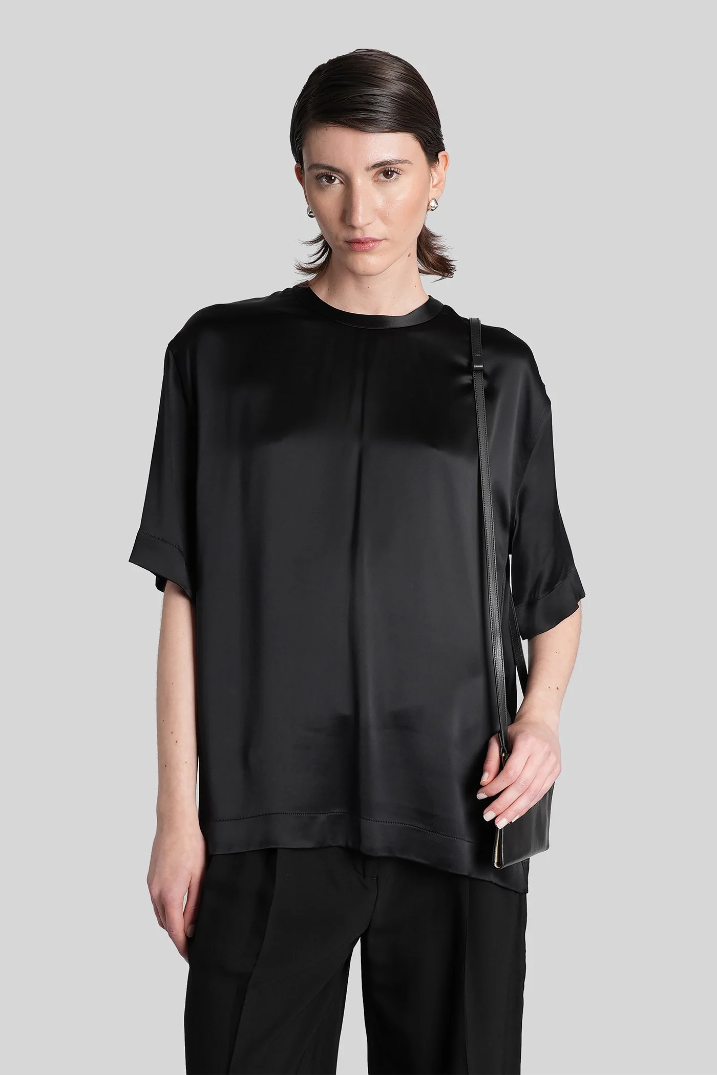 T-Shirt in black viscose