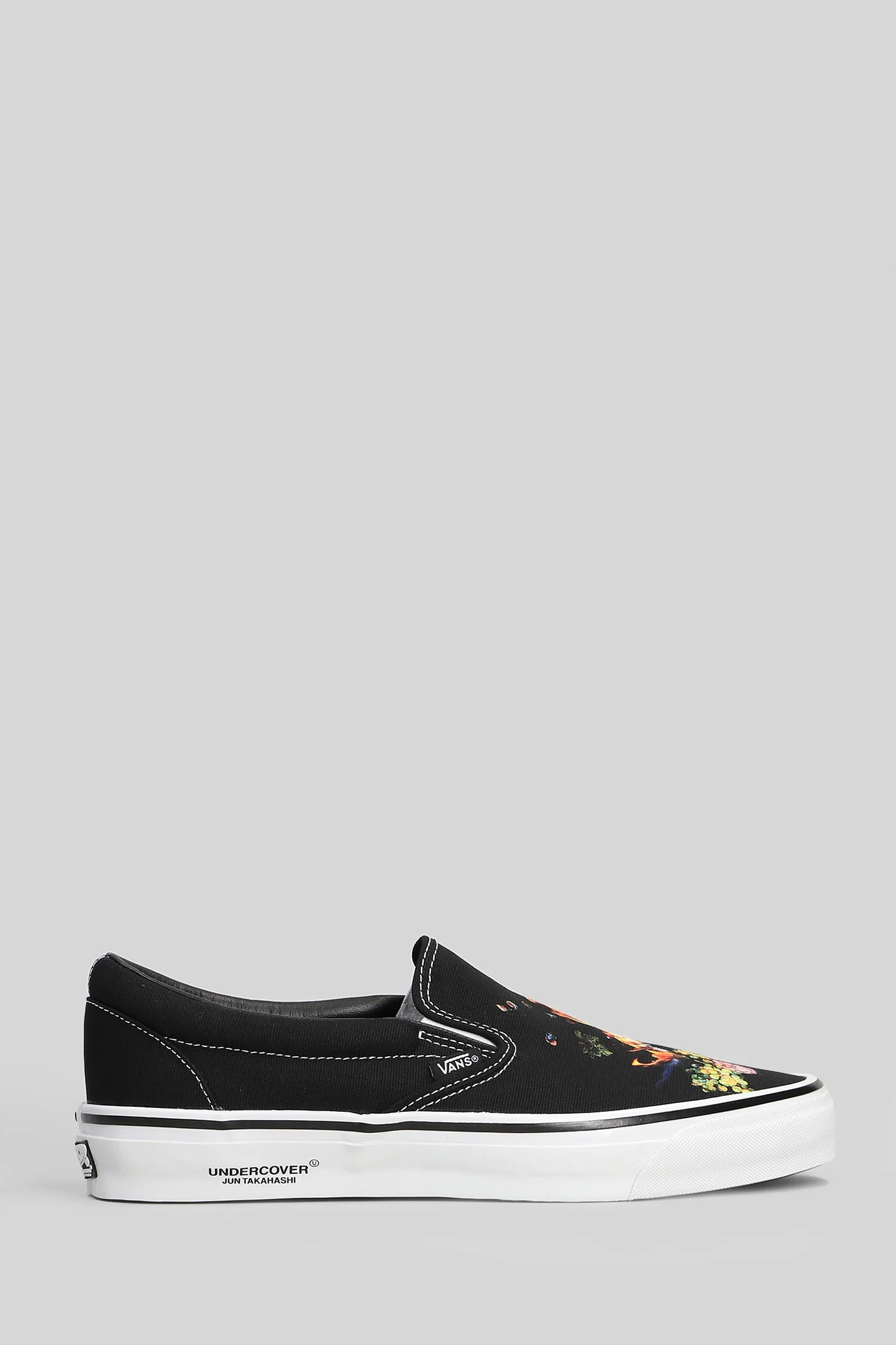 Classic Slip-On 98 Sneakers in black canvas