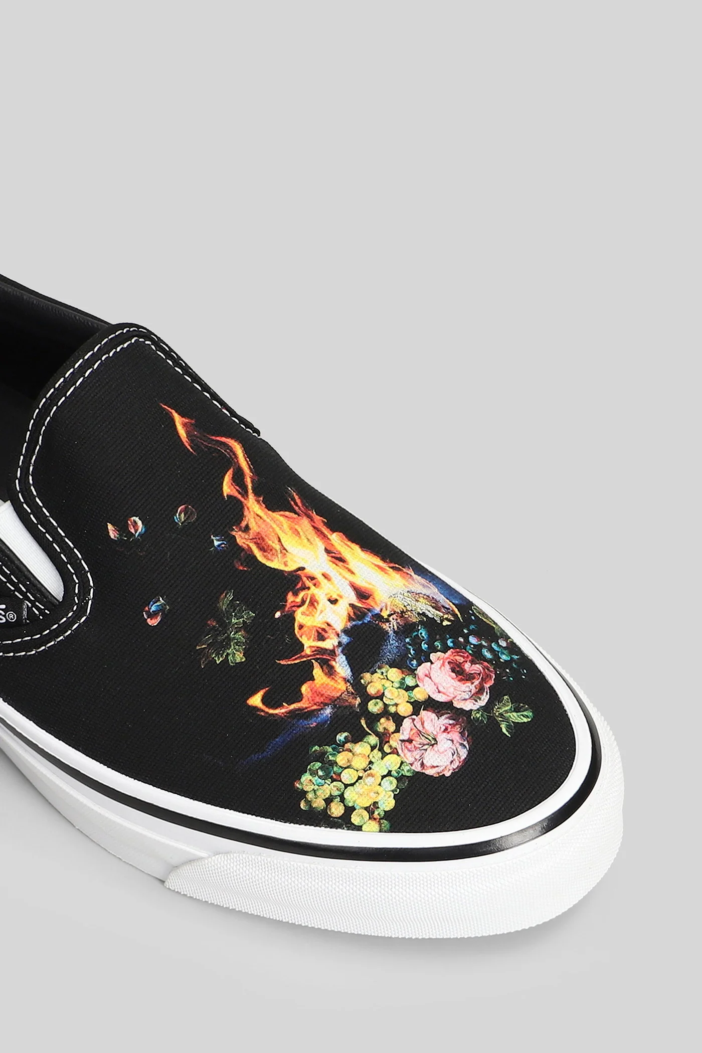 Classic Slip-On 98 Sneakers in black canvas - Image 5