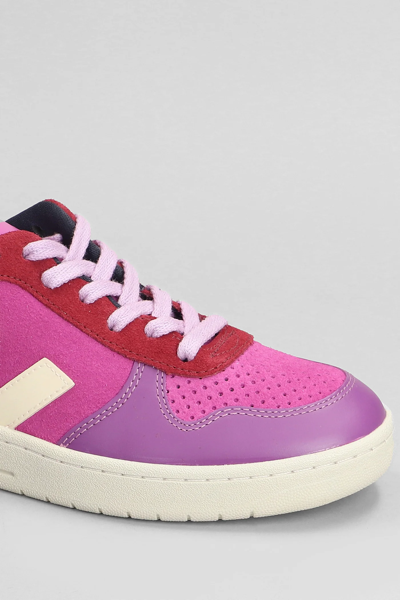 V-10 Sneakers in Viola suede and leather - Image 5