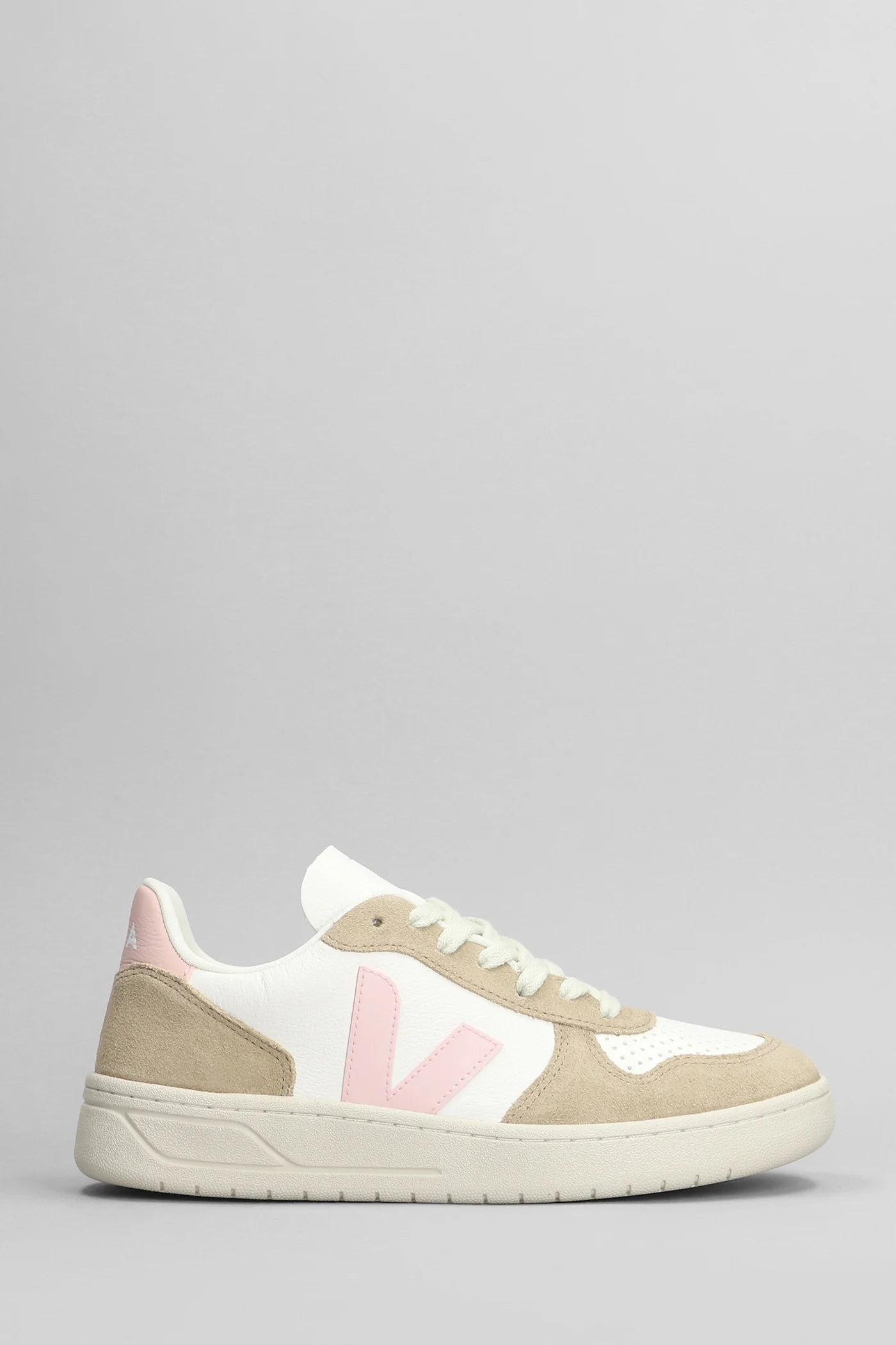 V-10 Sneakers in white suede and leather