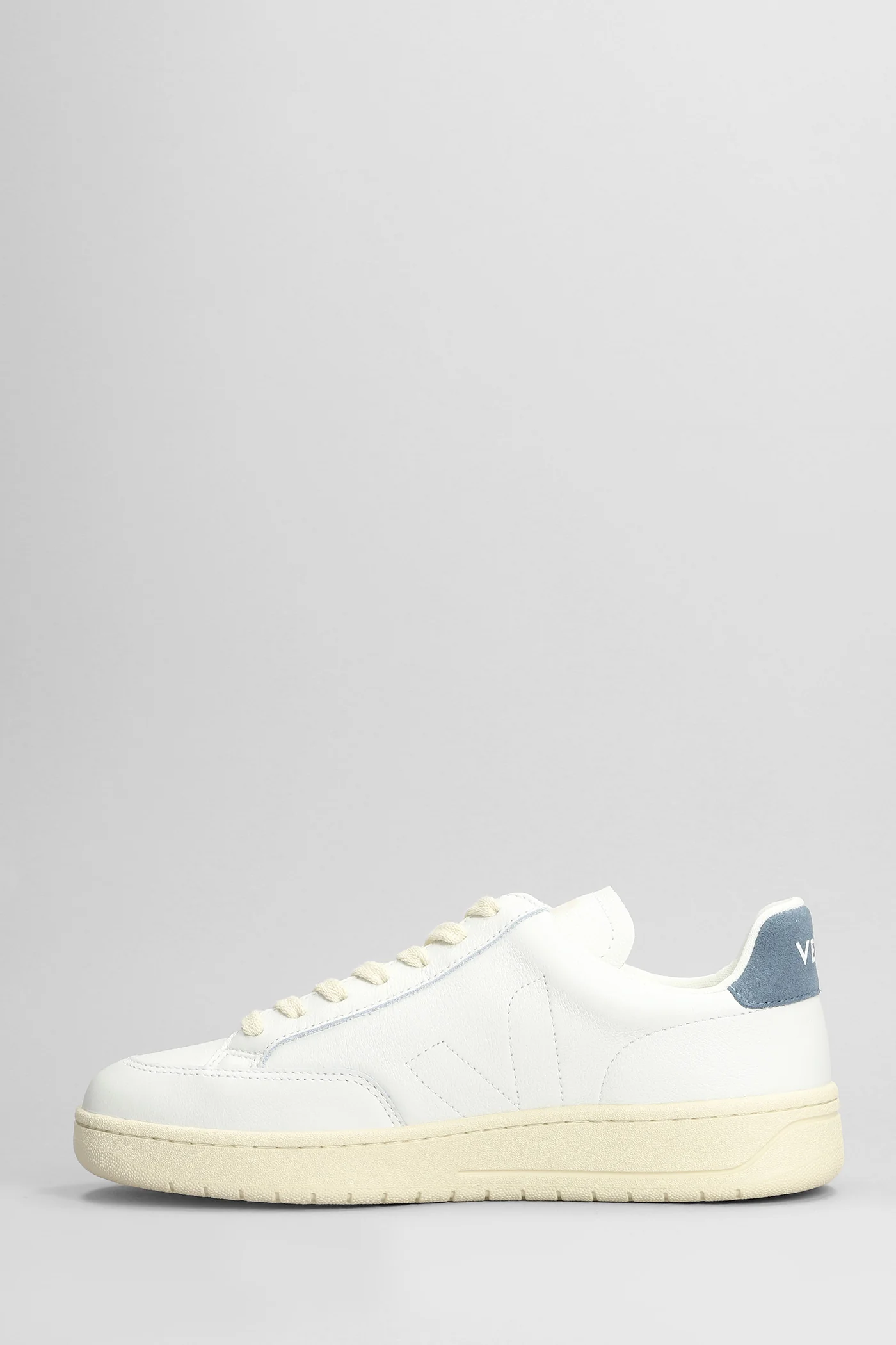 V-12 Stitch Sneakers in white leather - Image 3