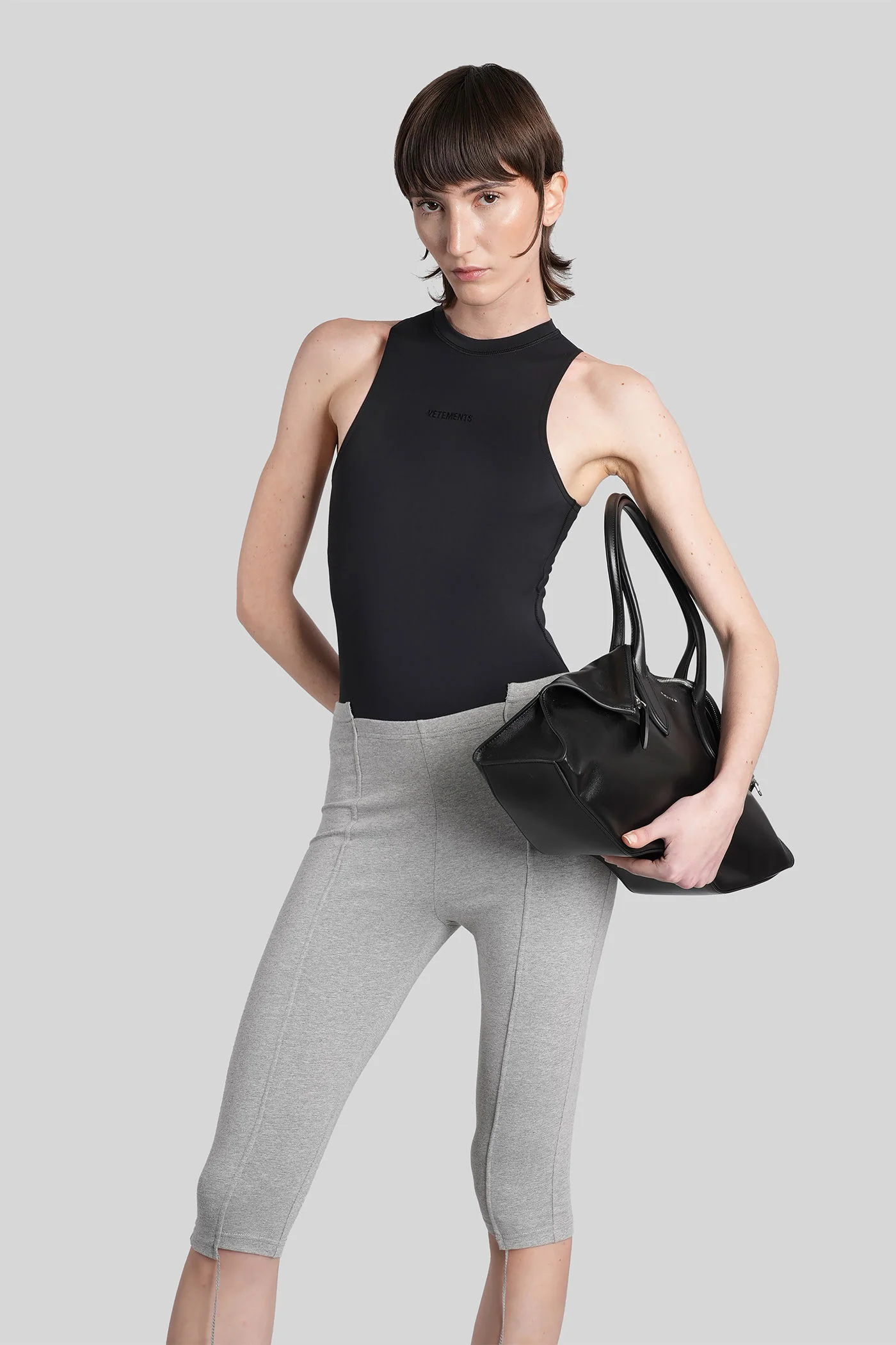 Body in black polyamide - Image 2