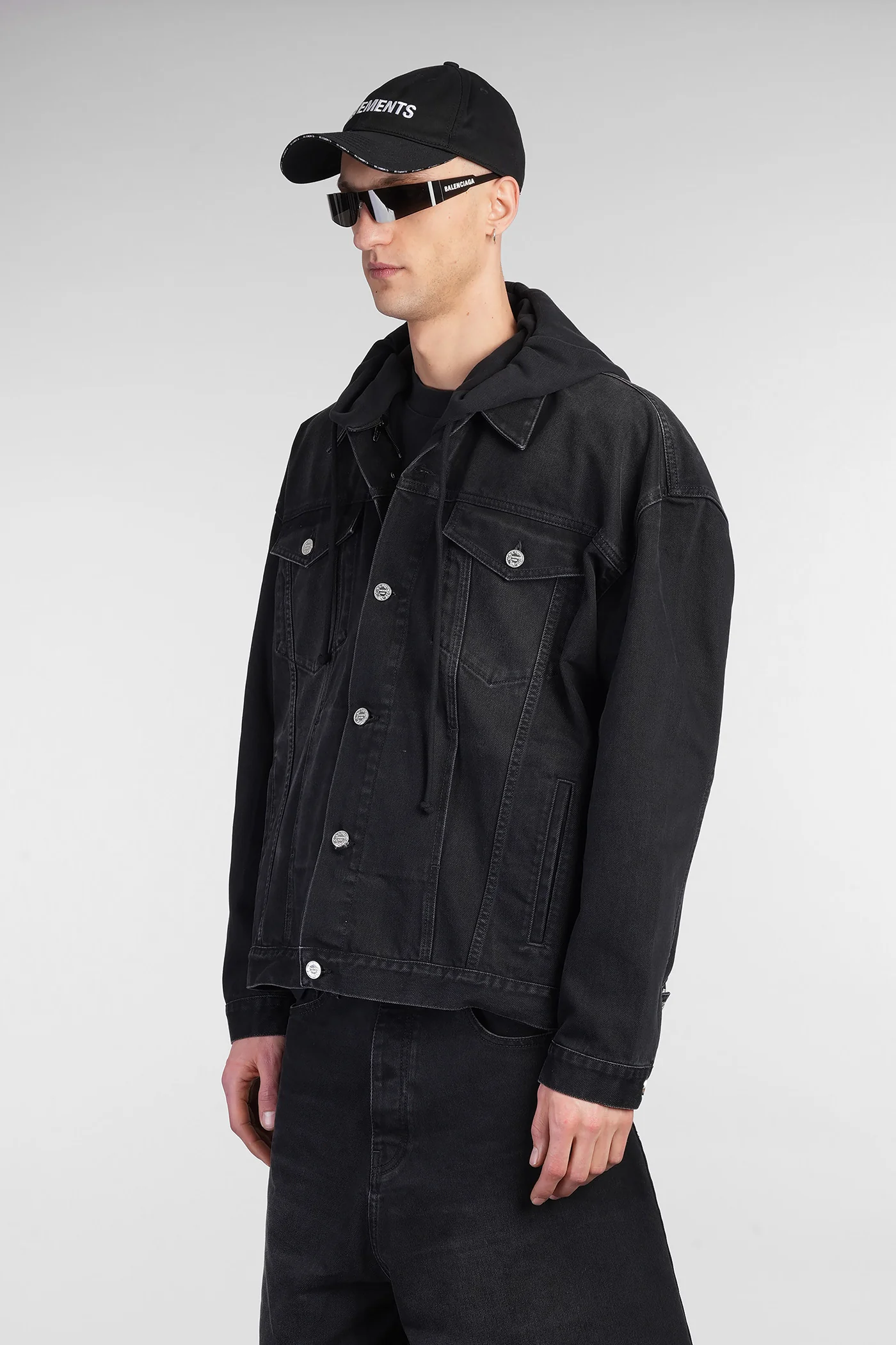 Denim Jackets in black denim - Image 4