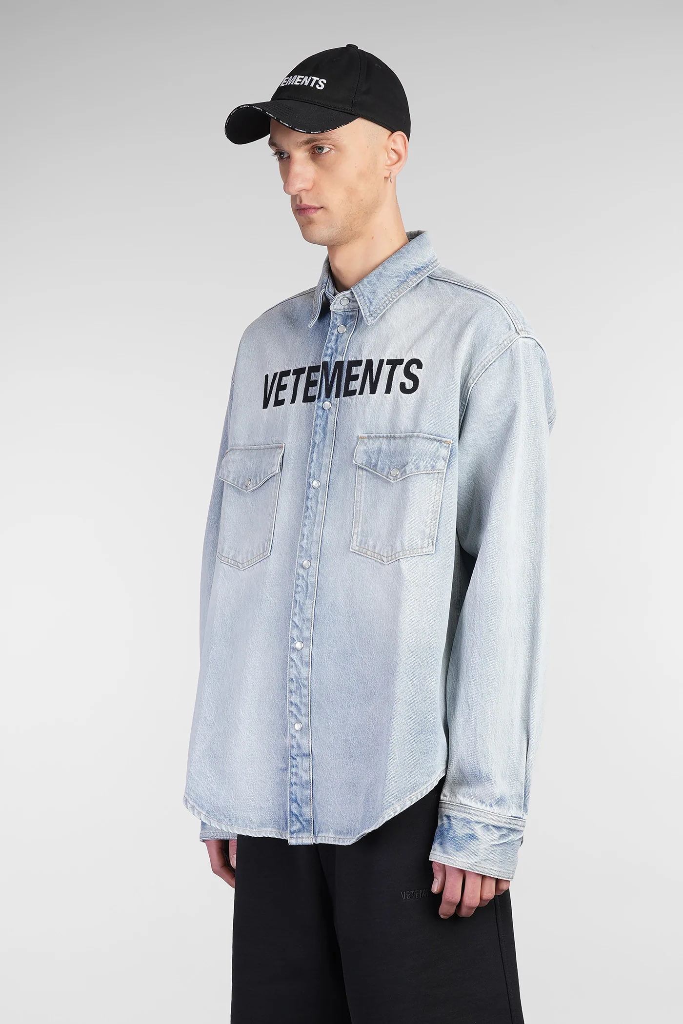Denim Jackets in blue denim - Image 4