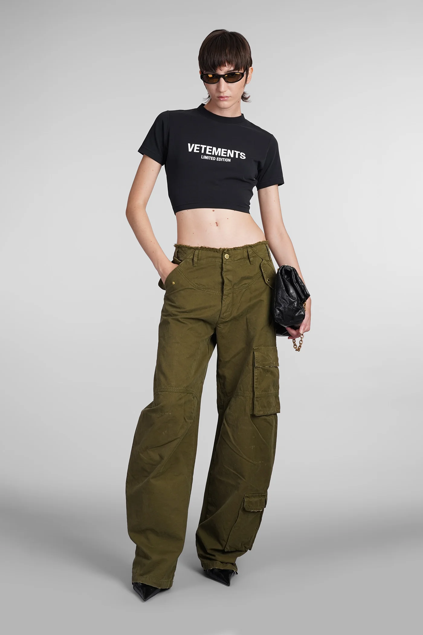 T-Shirt in black cotton - Image 2