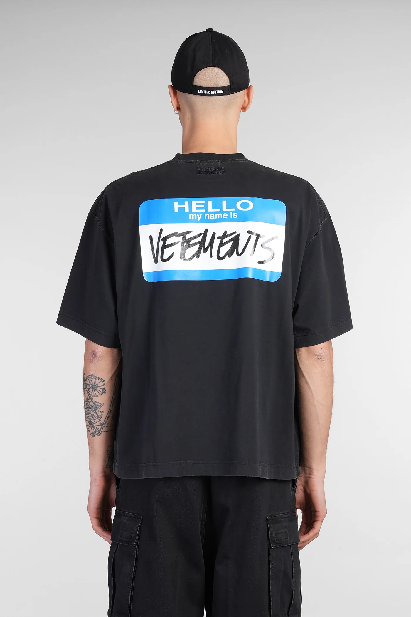 T-Shirt in black cotton - Image 3