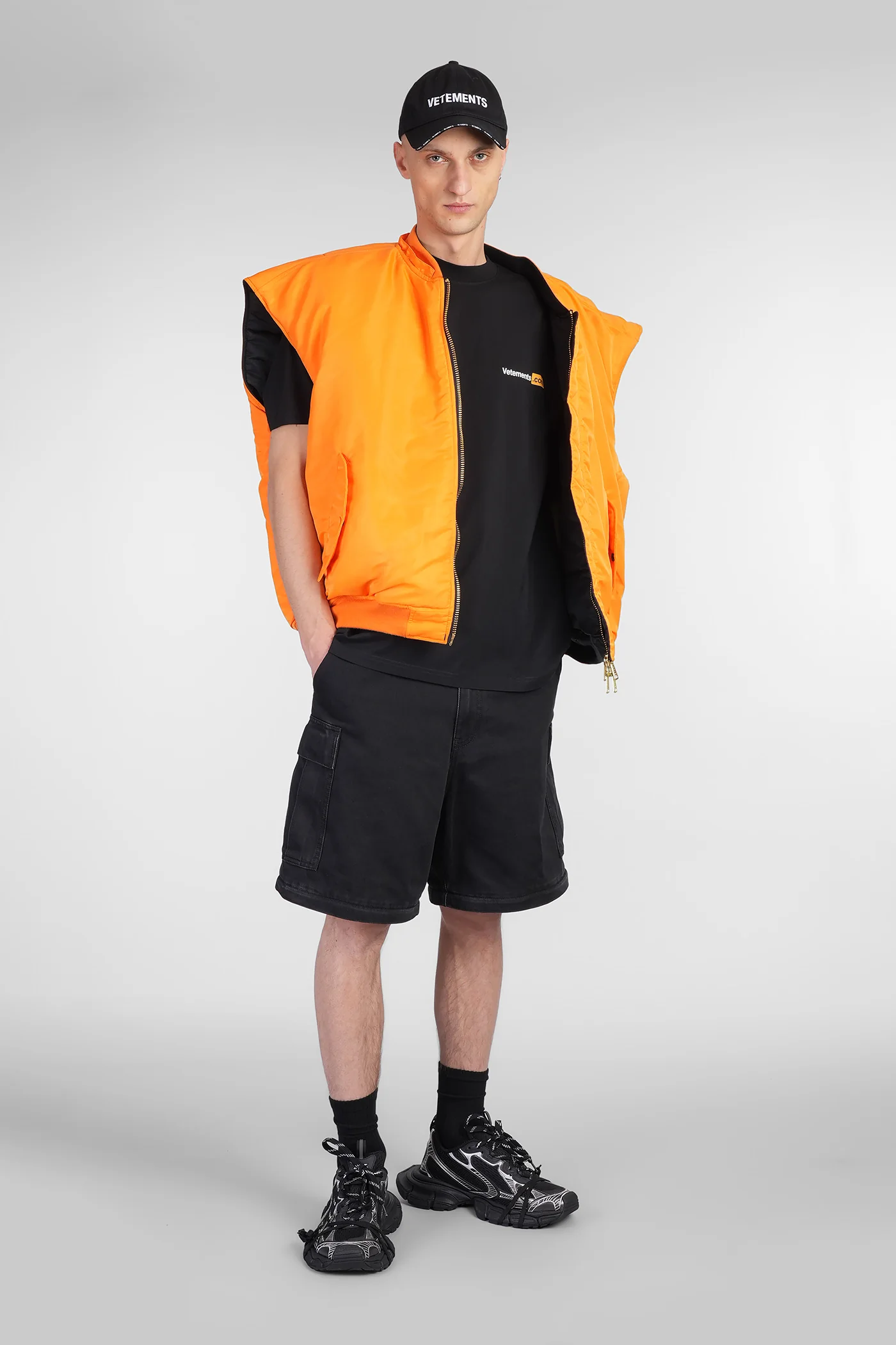 T-Shirt in black cotton - Image 2