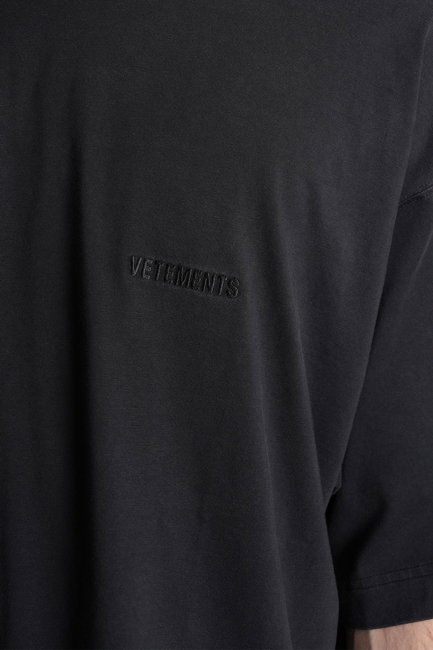 T-Shirt in black cotton - Image 5