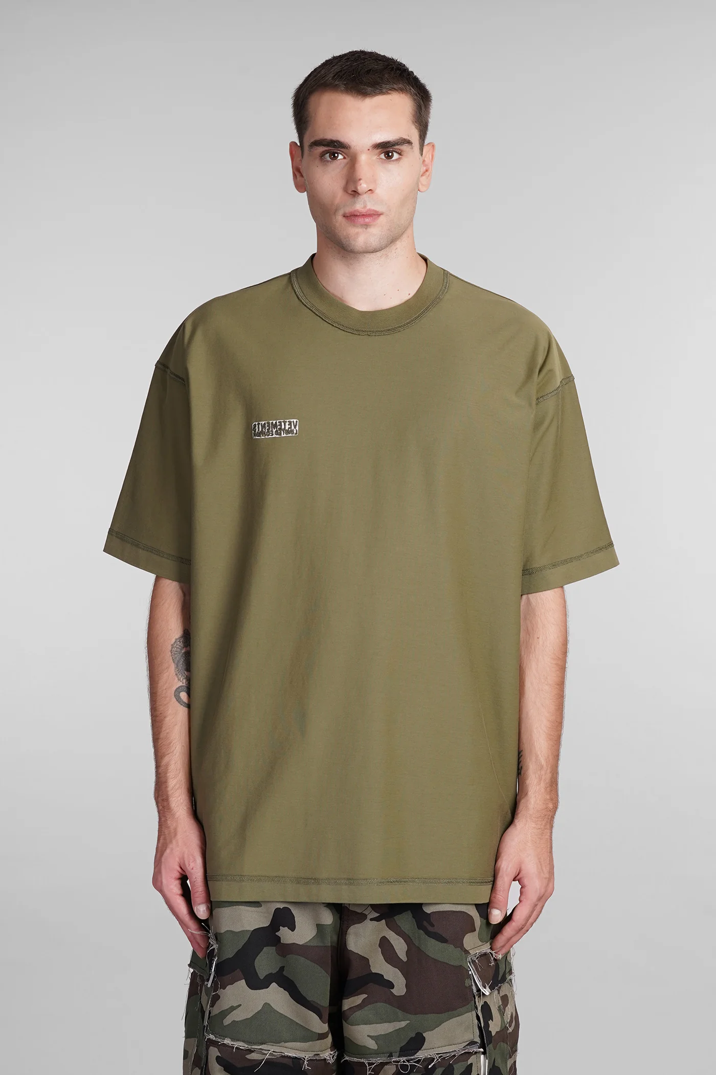 T-Shirt in green cotton