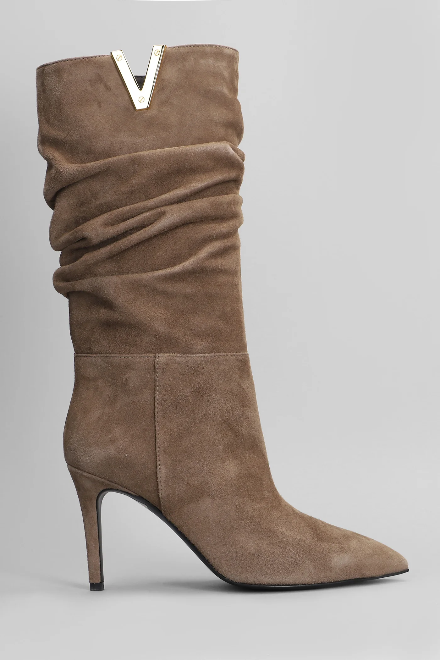 High heels boots in taupe suede