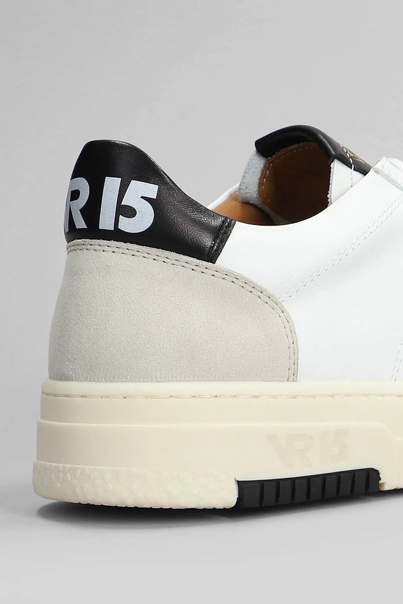 Sneakers in white leather - Image 5