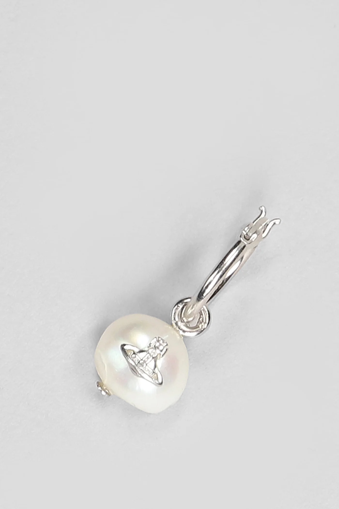 in platinum silver - Image 2
