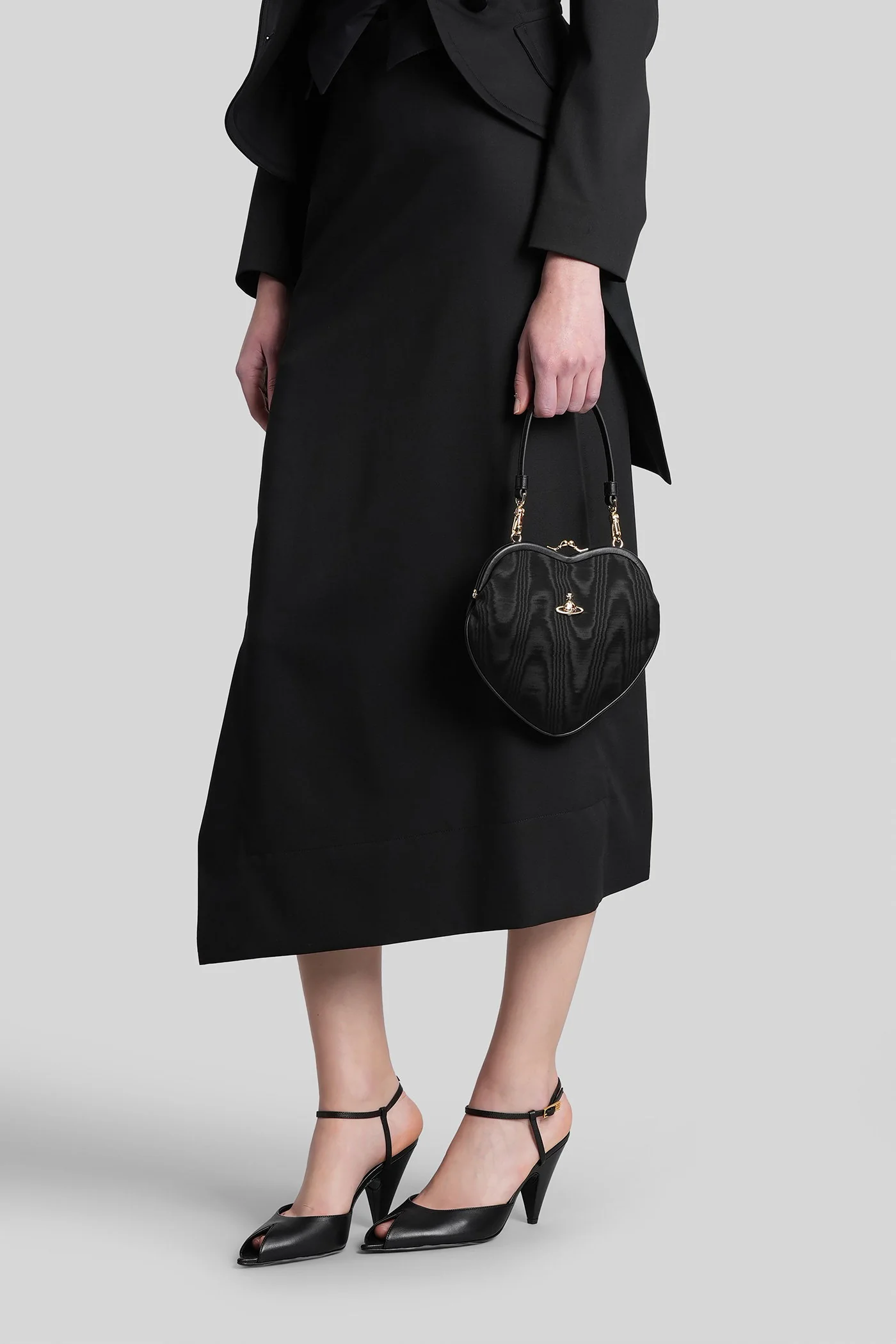 Maxi infinity Skirt in black wool - Image 4