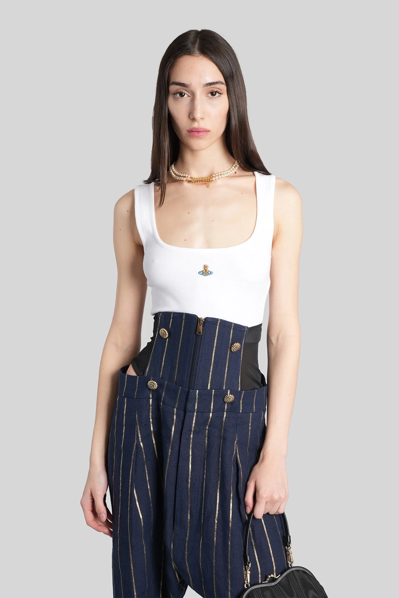 Topwear in white cotton