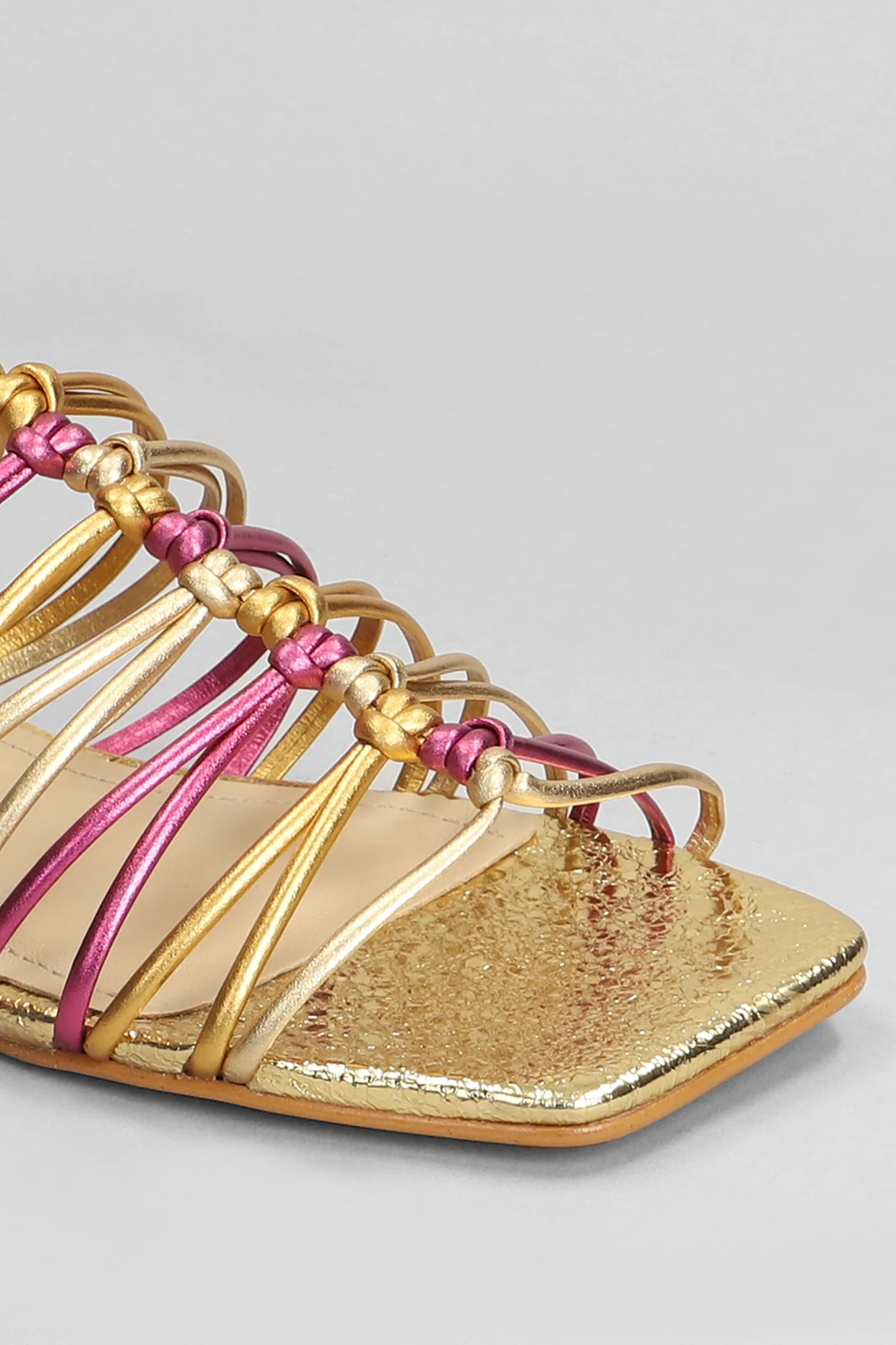 Flats in gold leather - Image 5