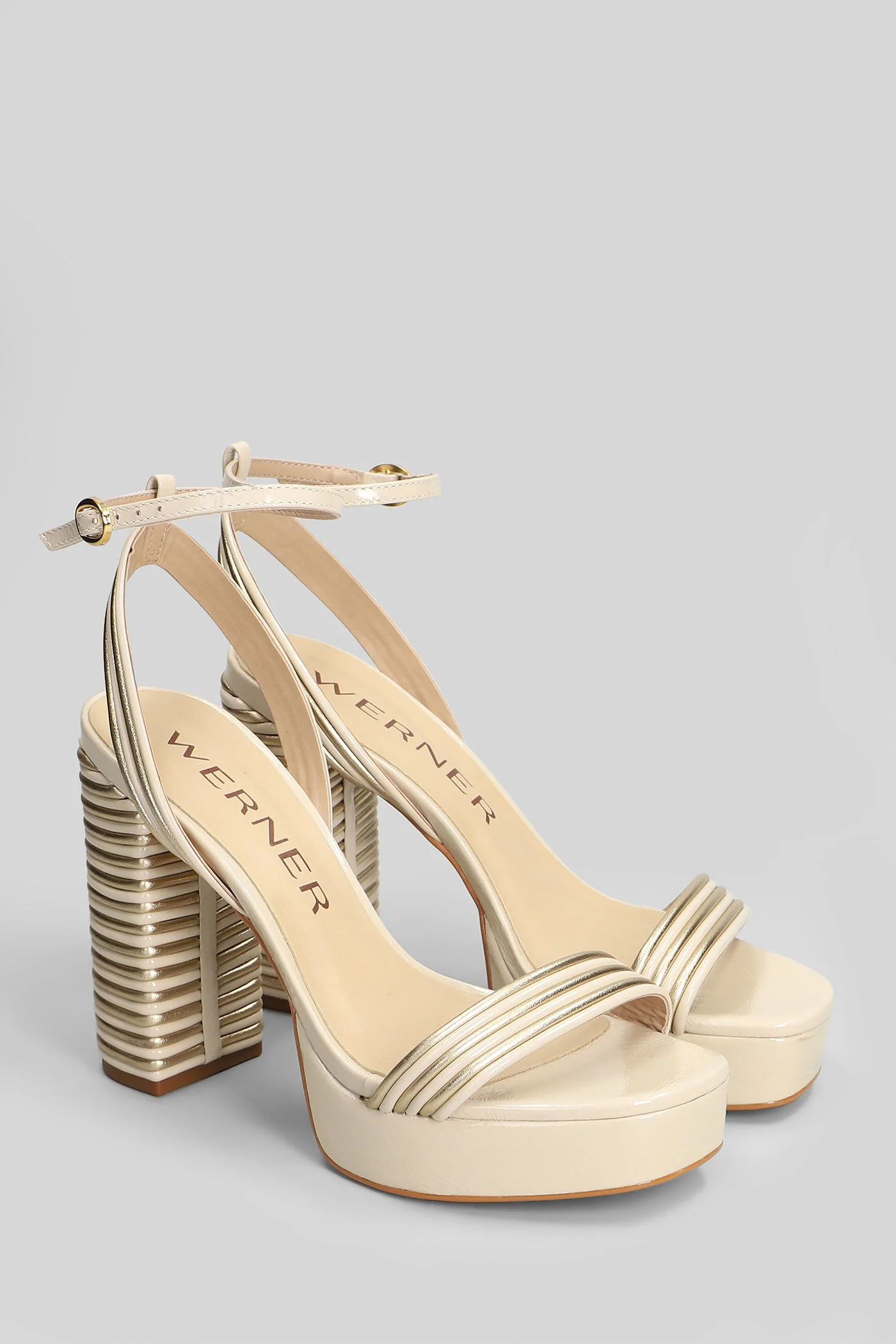 Sandals in beige patent leather - Image 2