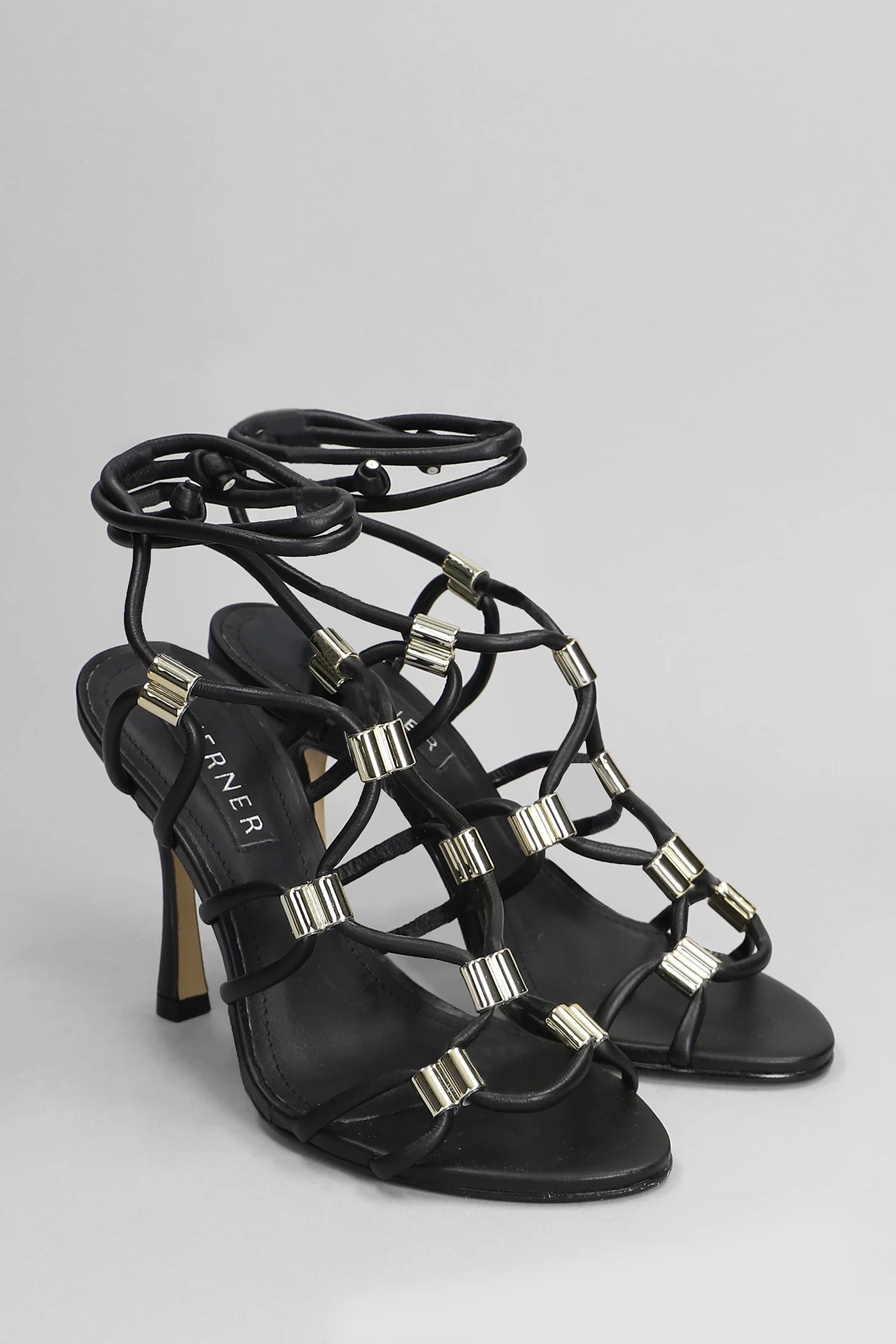 Sandals in black leather - Image 2