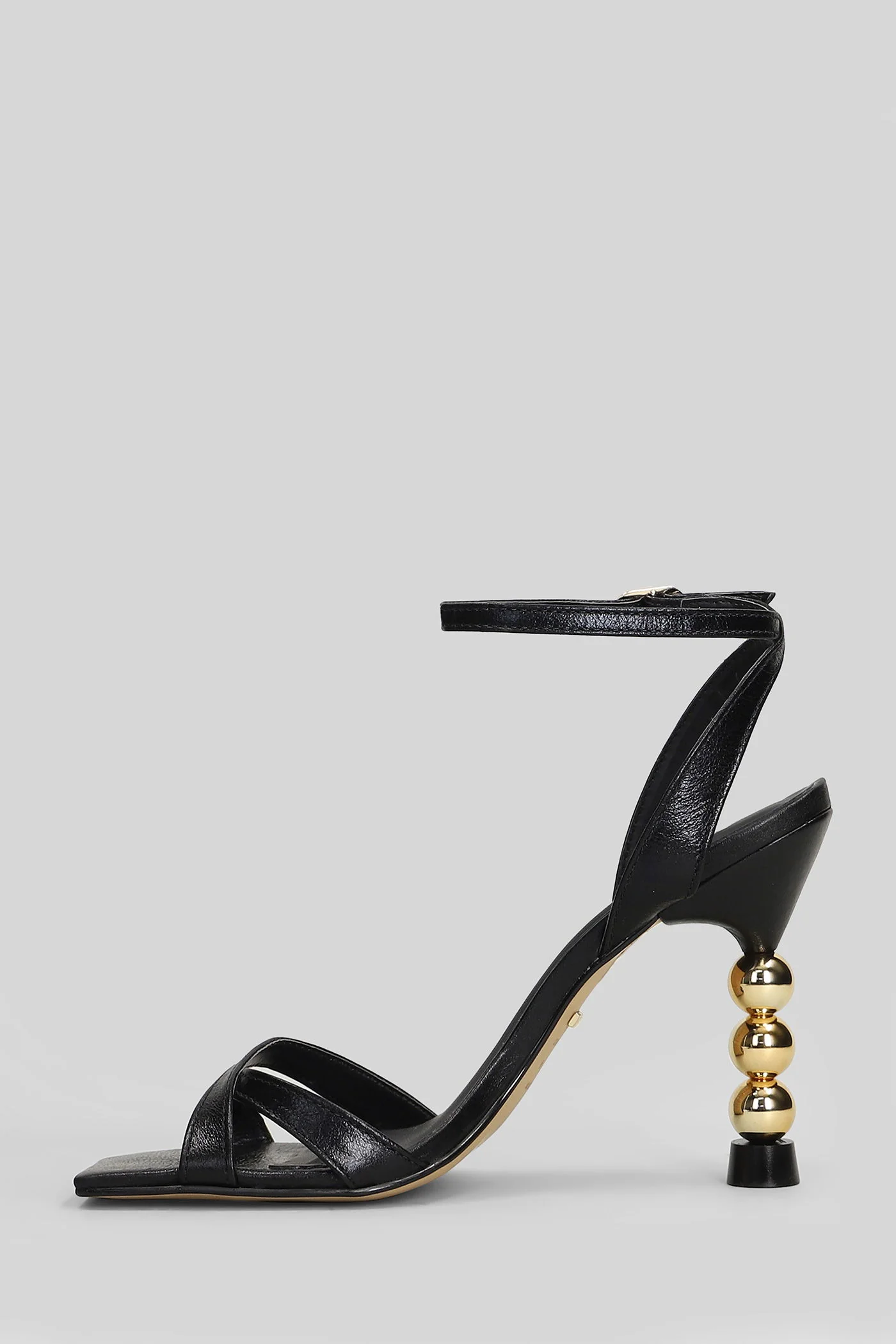 Sandals in black leather - Image 3