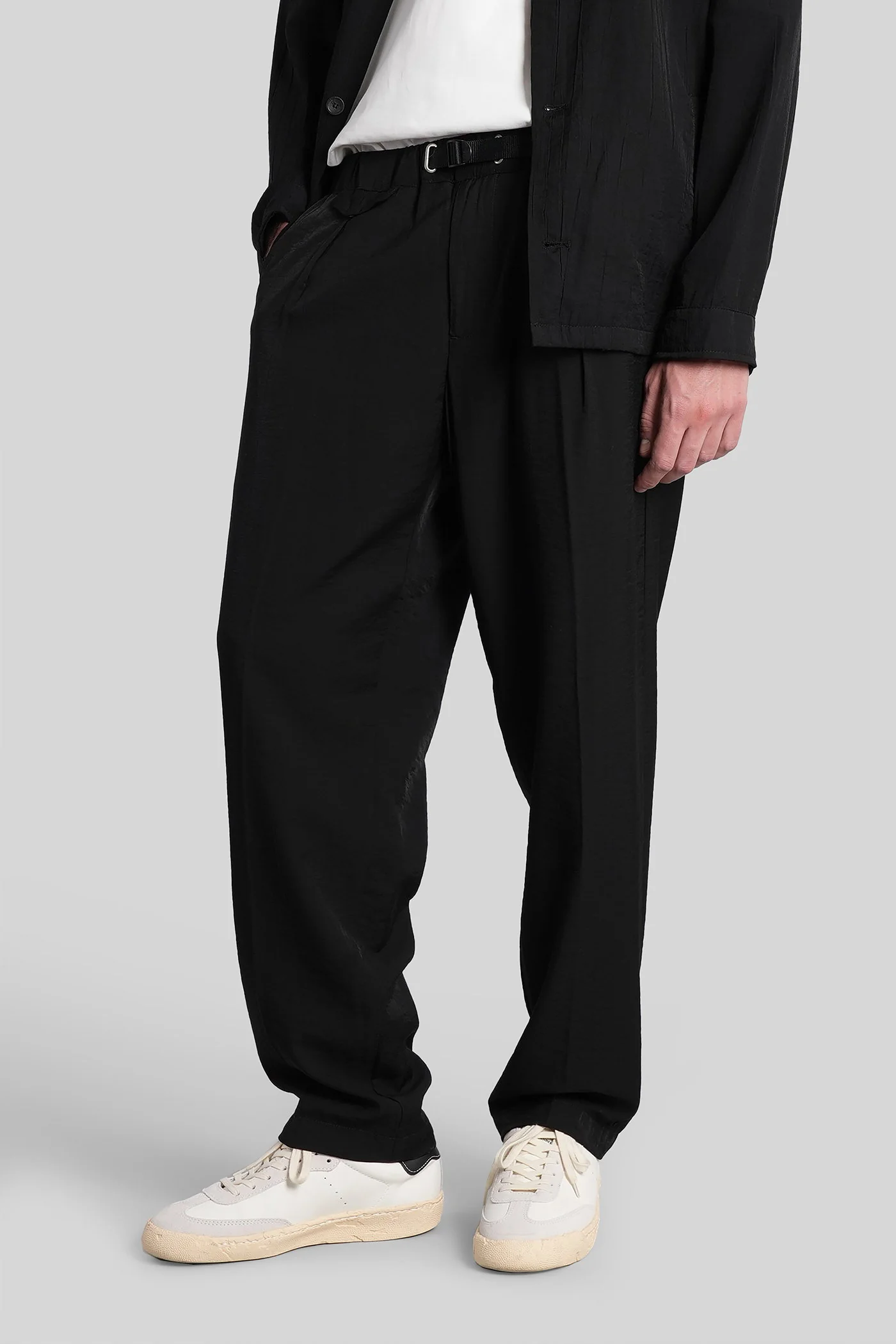 Pants in black viscose - Image 9