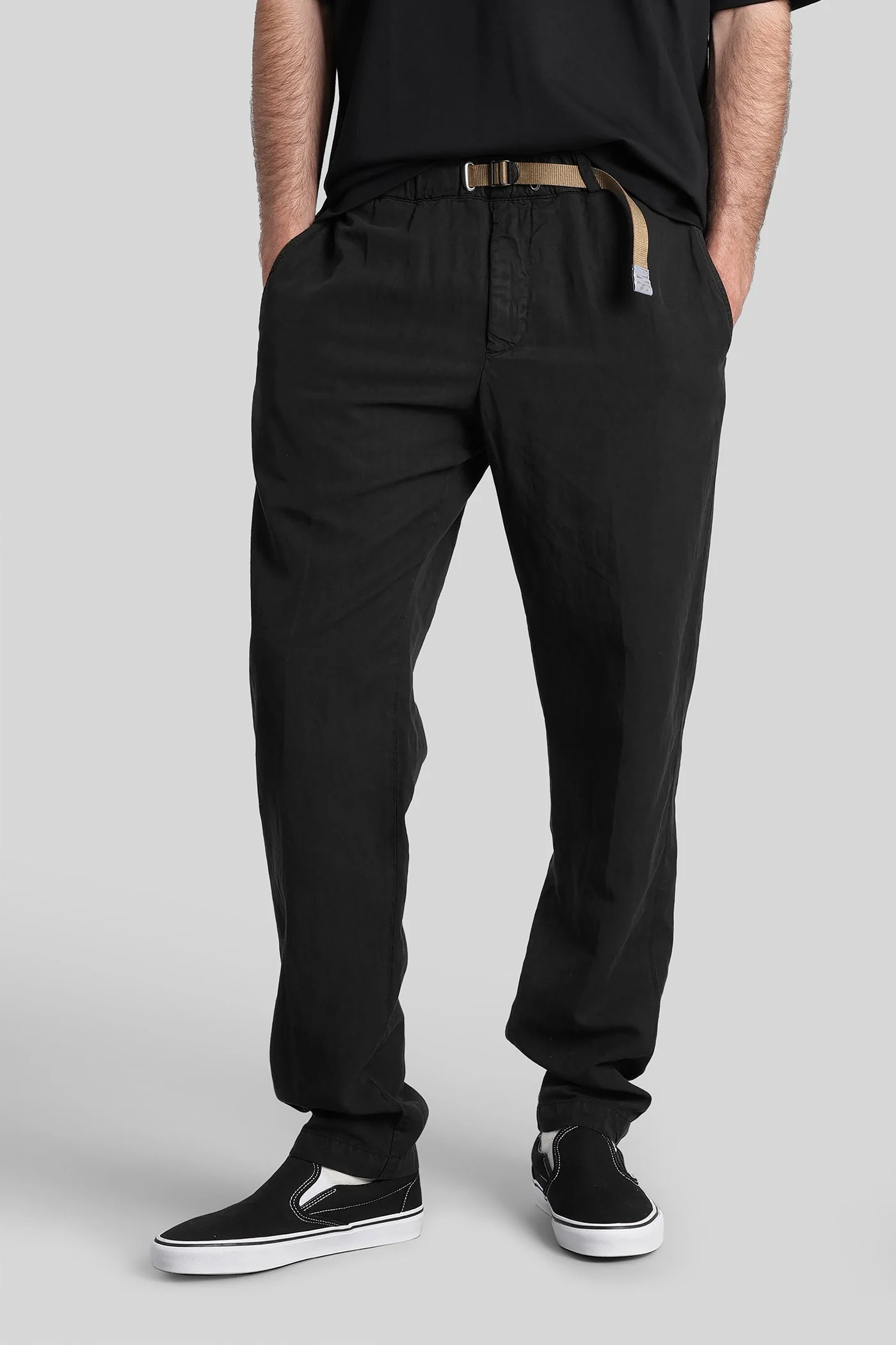 Pants in black wool and polyester