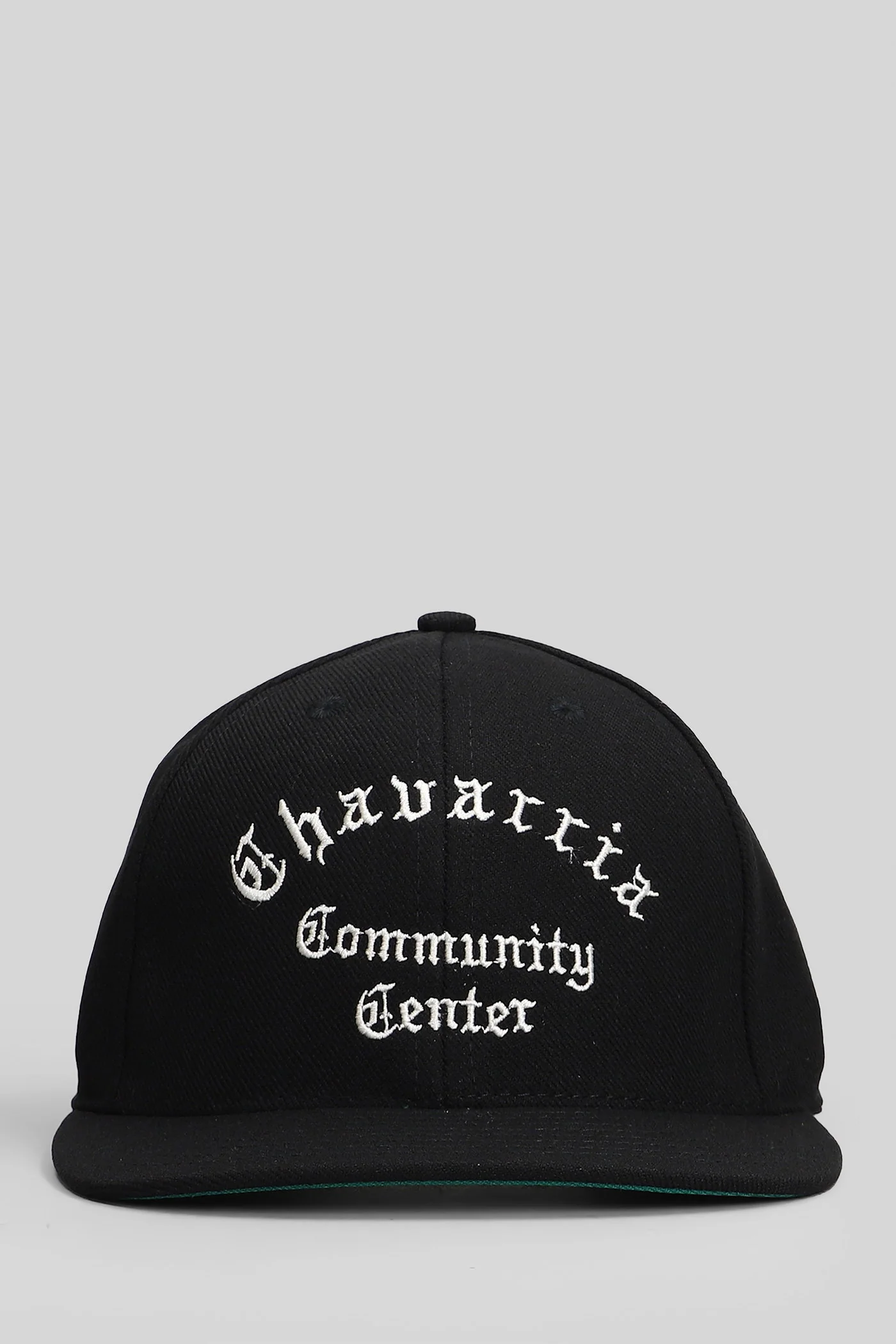 Hats in black polyester