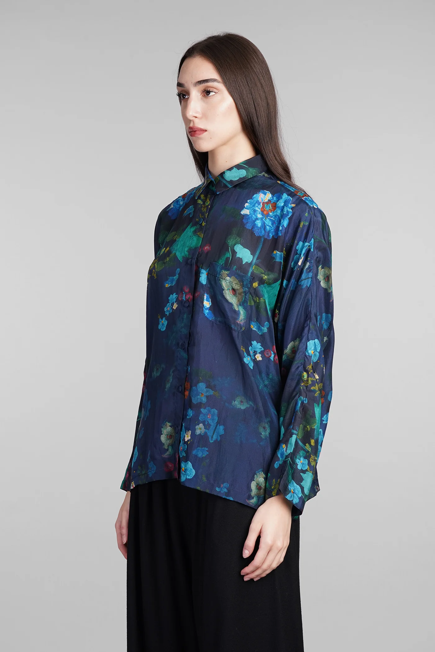 Shirt in blue silk - Image 4
