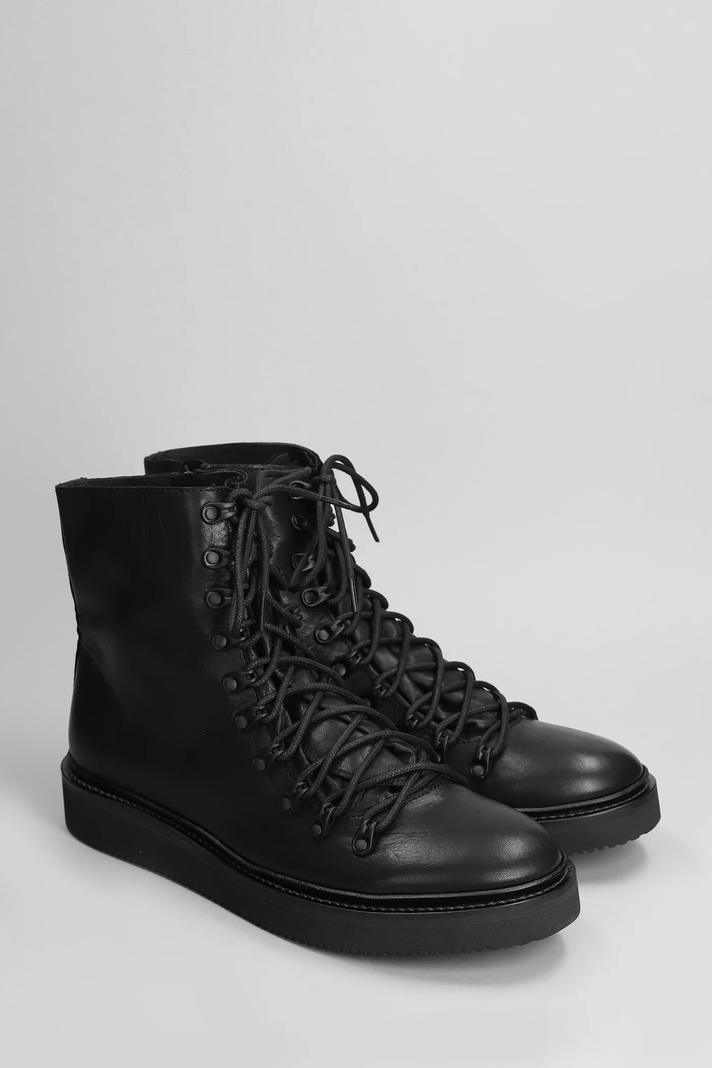 Ankle boots in black leather - Image 2