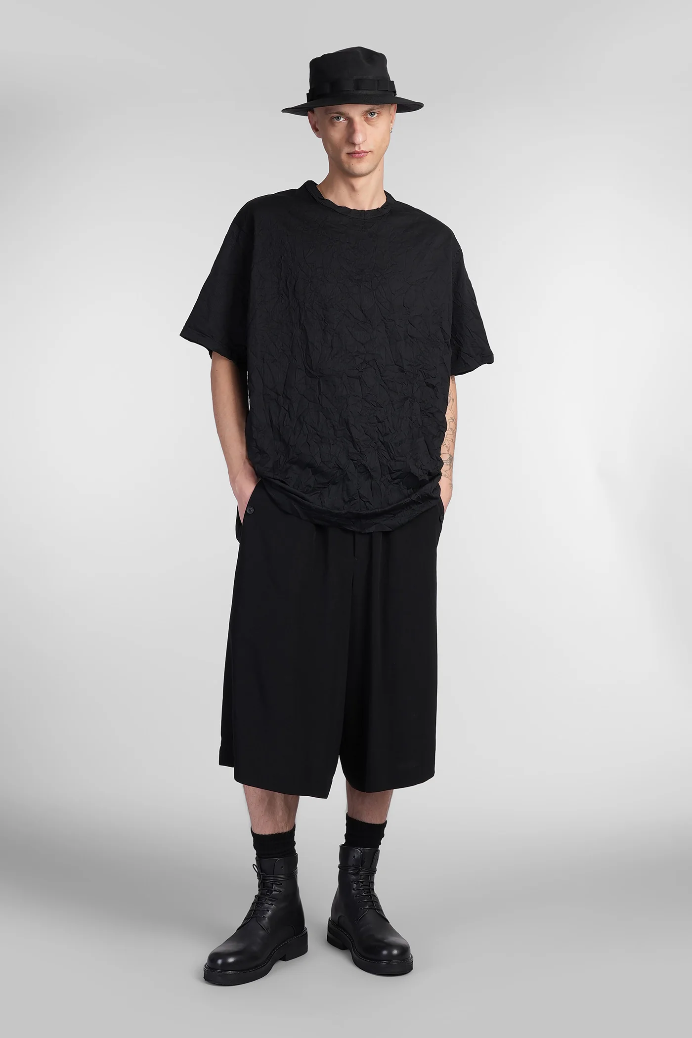 T-Shirt in black cotton - Image 2