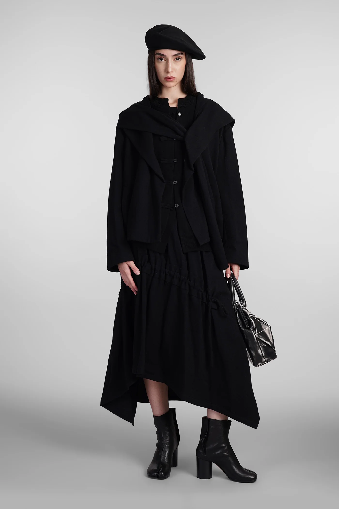 Skirt in black wool - Image 2