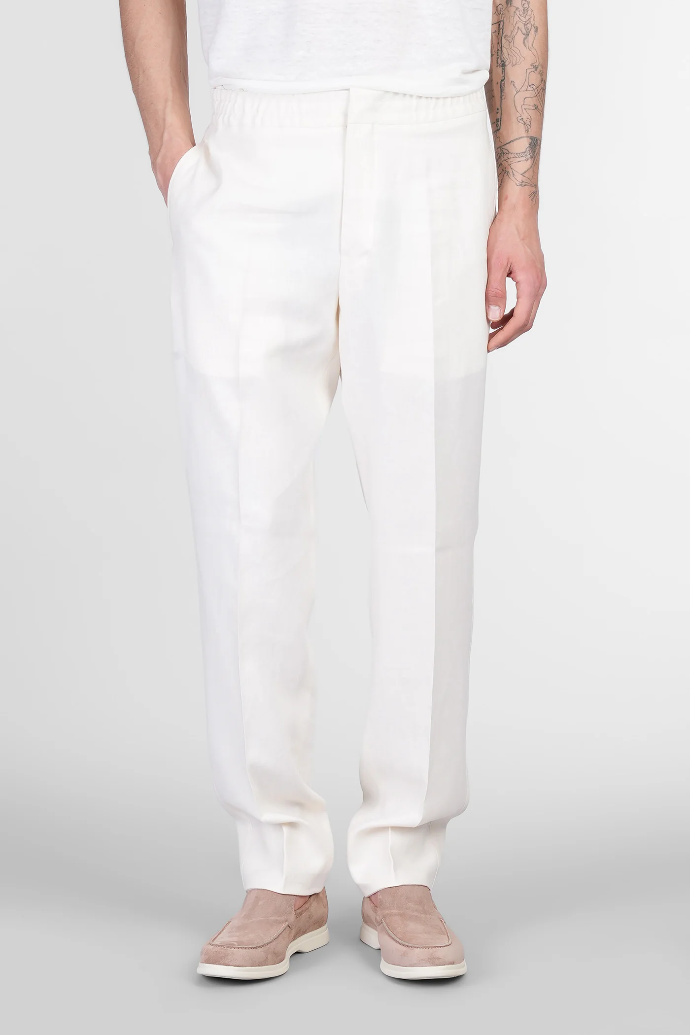 Pants in beige linen