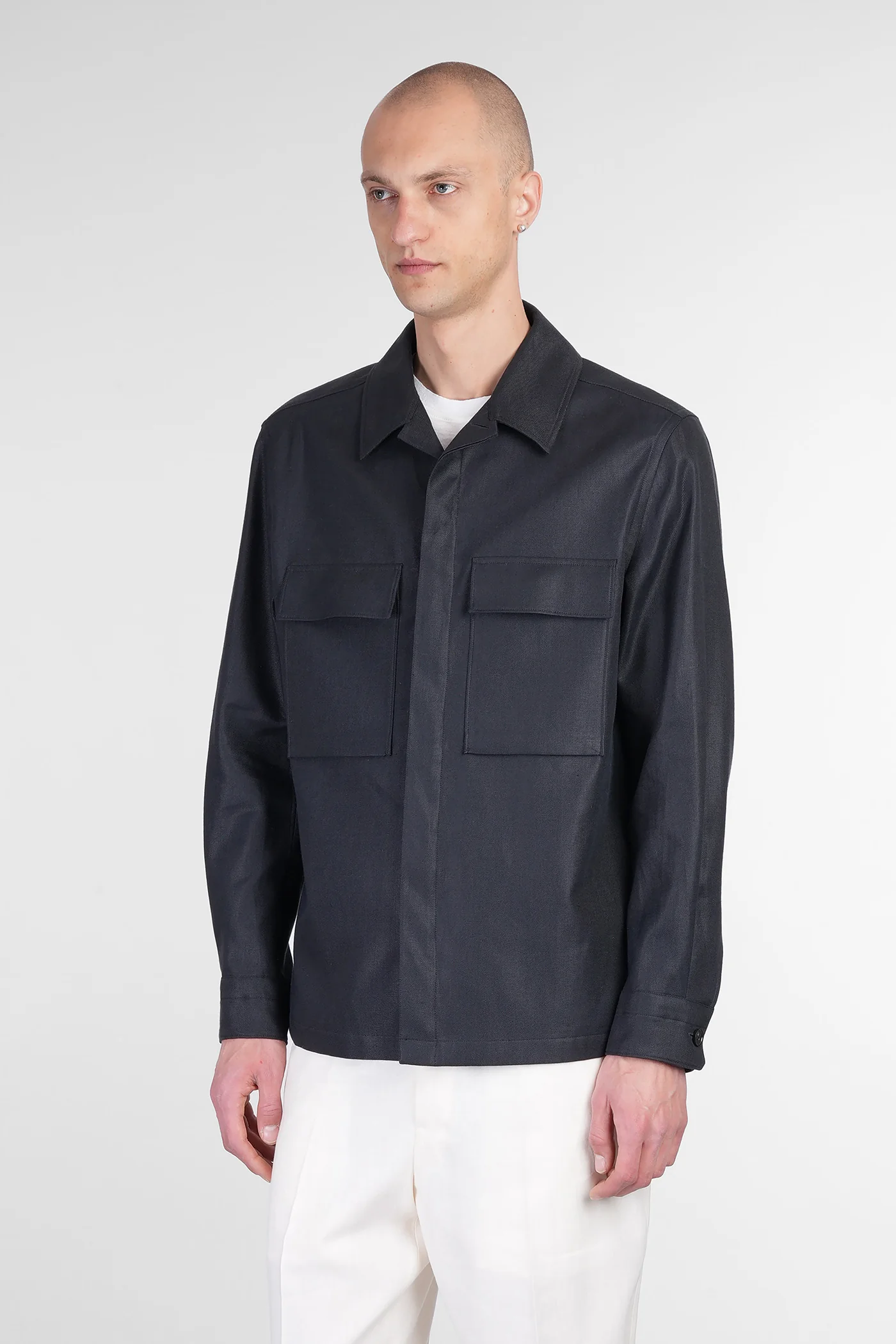 Shirt in black linen - Image 4