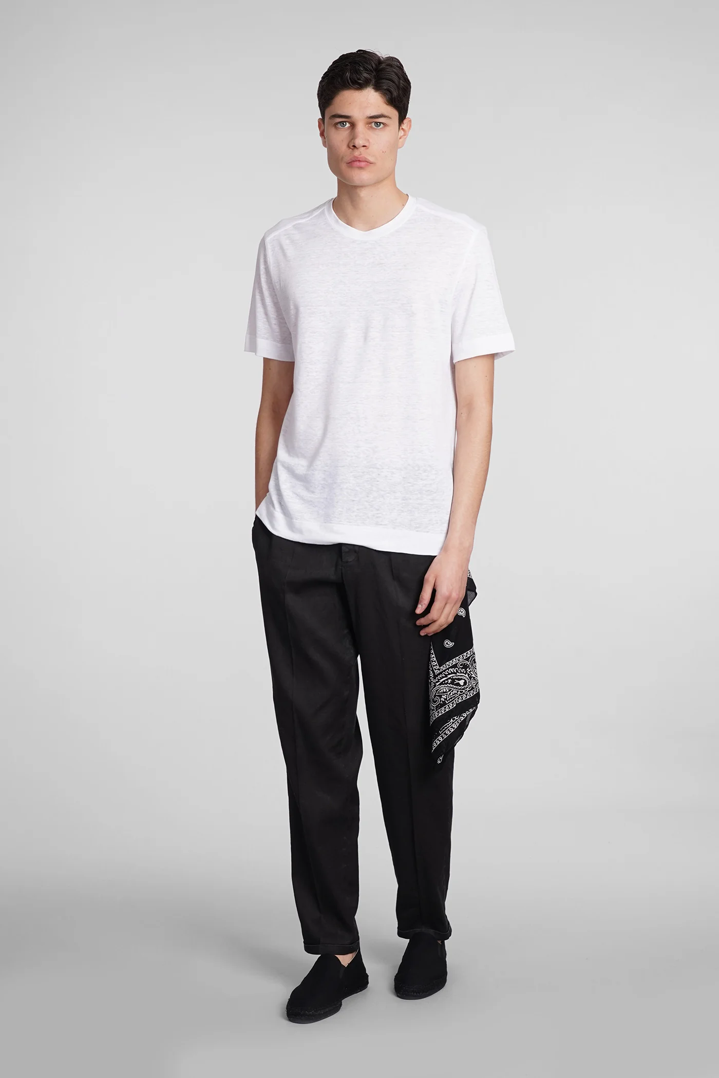 T-Shirt in white linen - Image 2