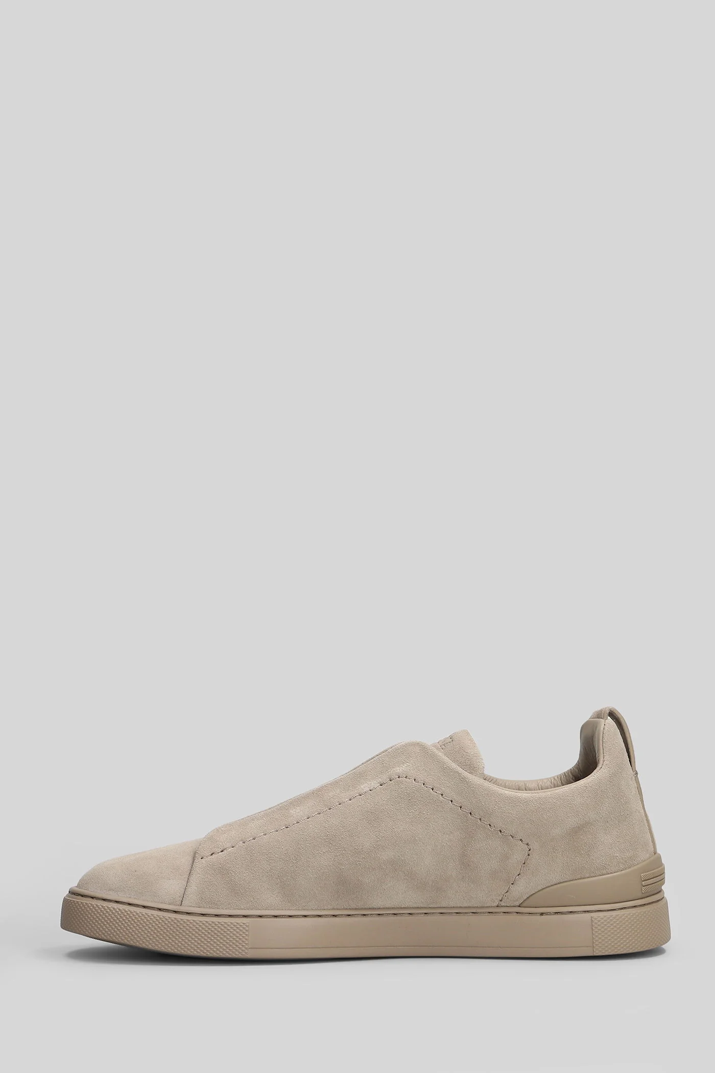 Triple stitch Sneakers in taupe suede - Image 3