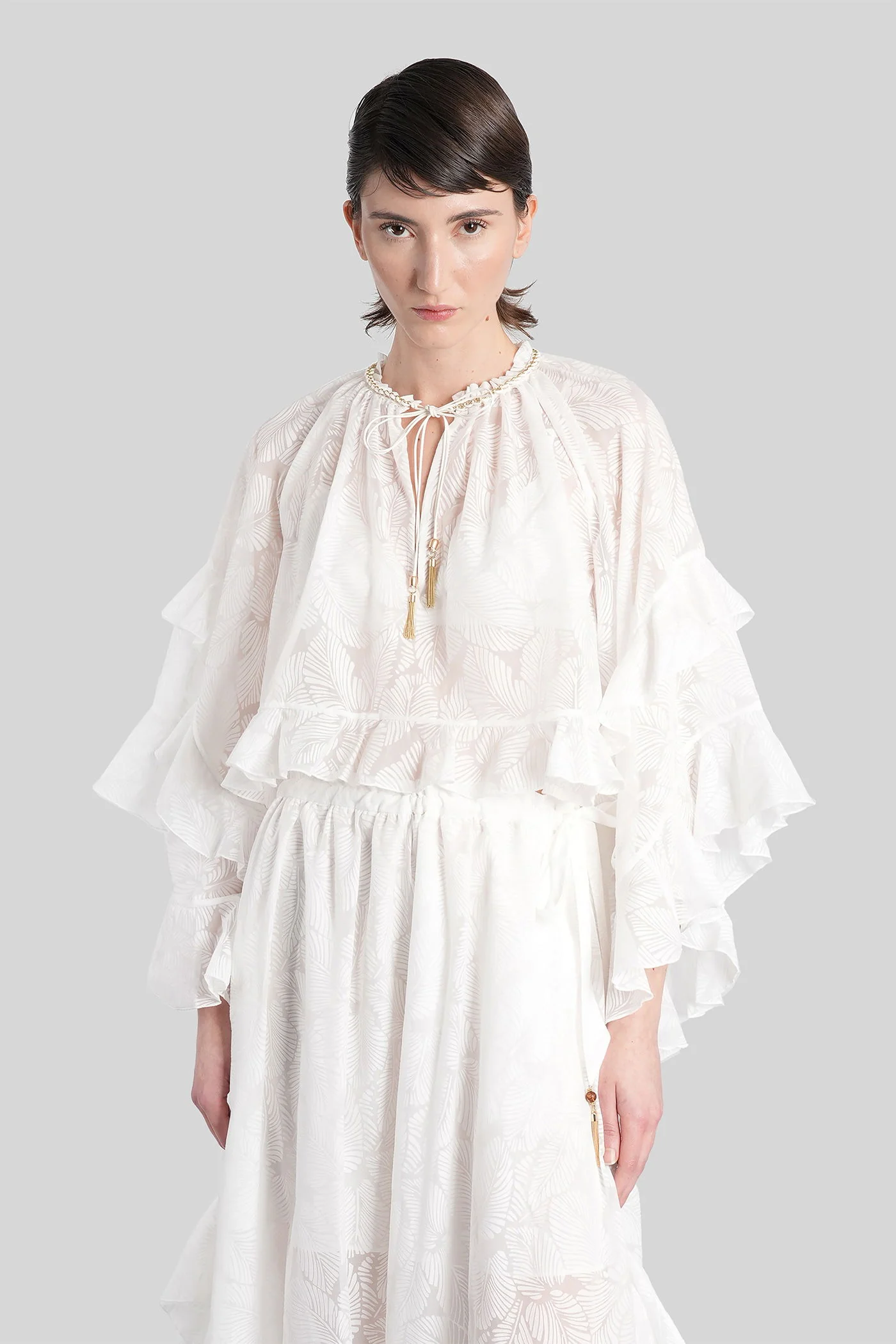 Blouse in white cotton
