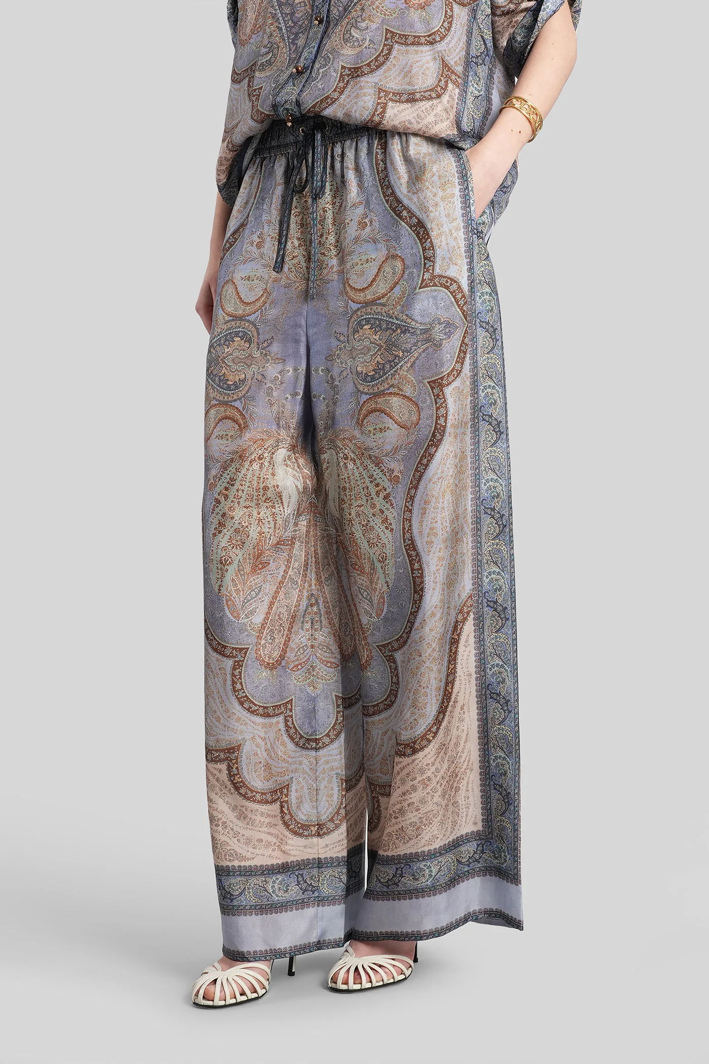 Pants in blue silk - Image 4